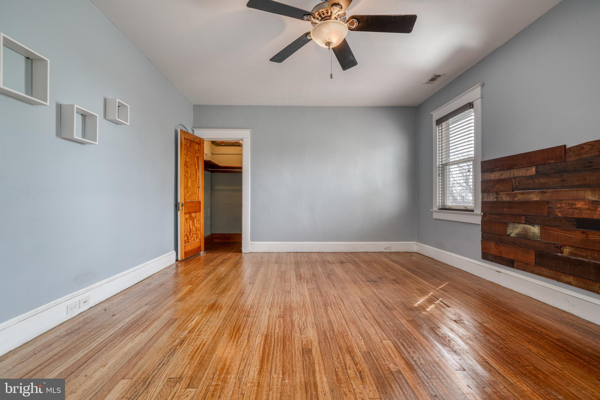 LAURAVILLE HISTORIC DISTRICT - Residential