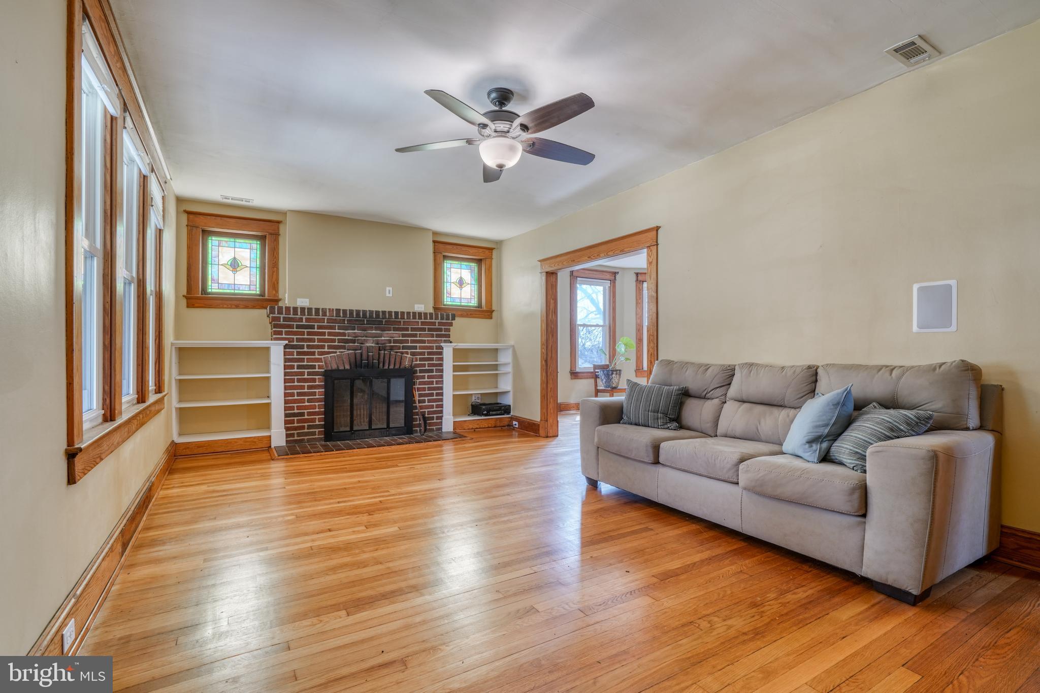 LAURAVILLE HISTORIC DISTRICT - Residential