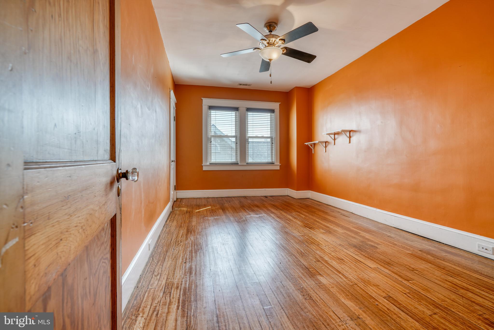 LAURAVILLE HISTORIC DISTRICT - Residential