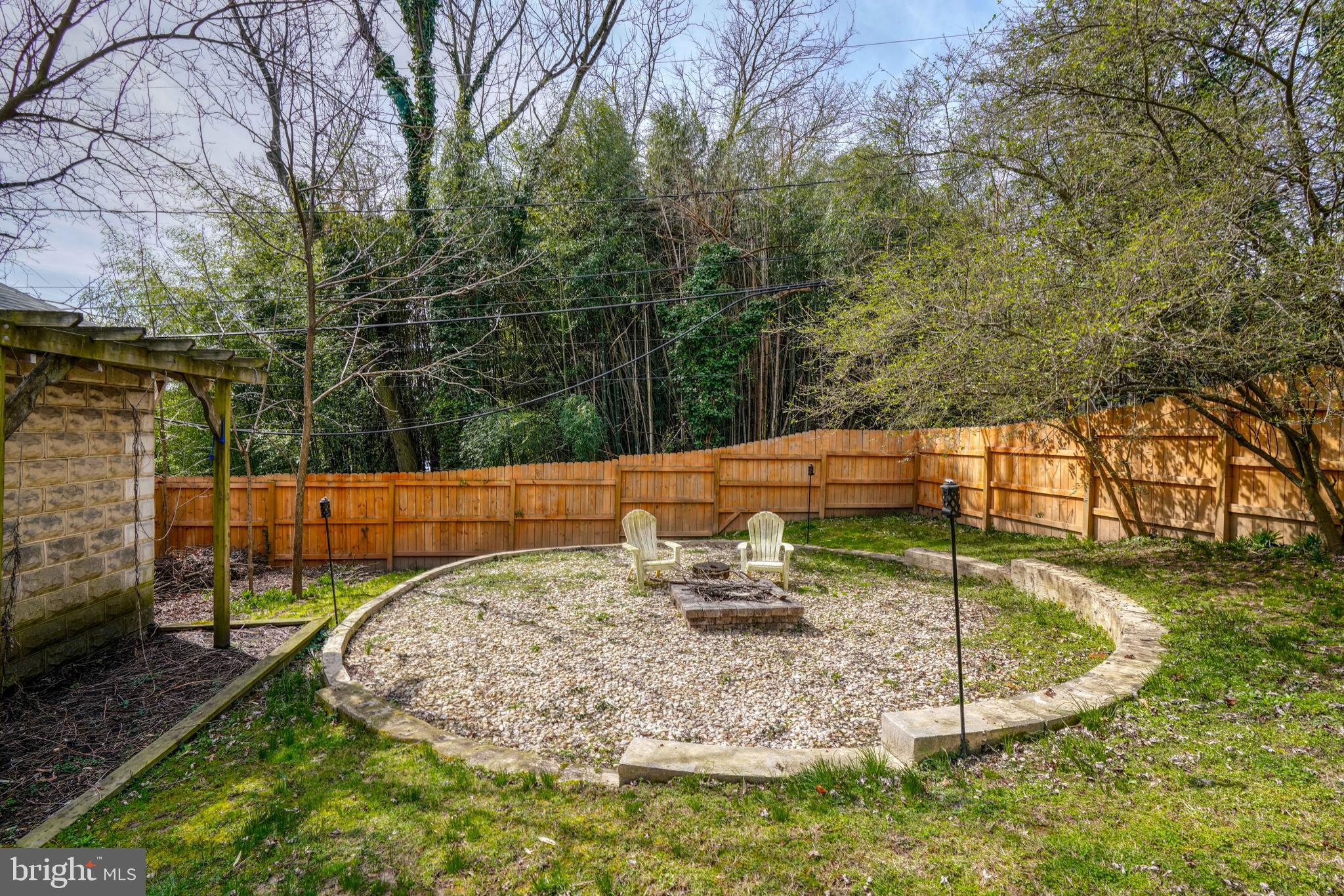 LAURAVILLE HISTORIC DISTRICT - Residential