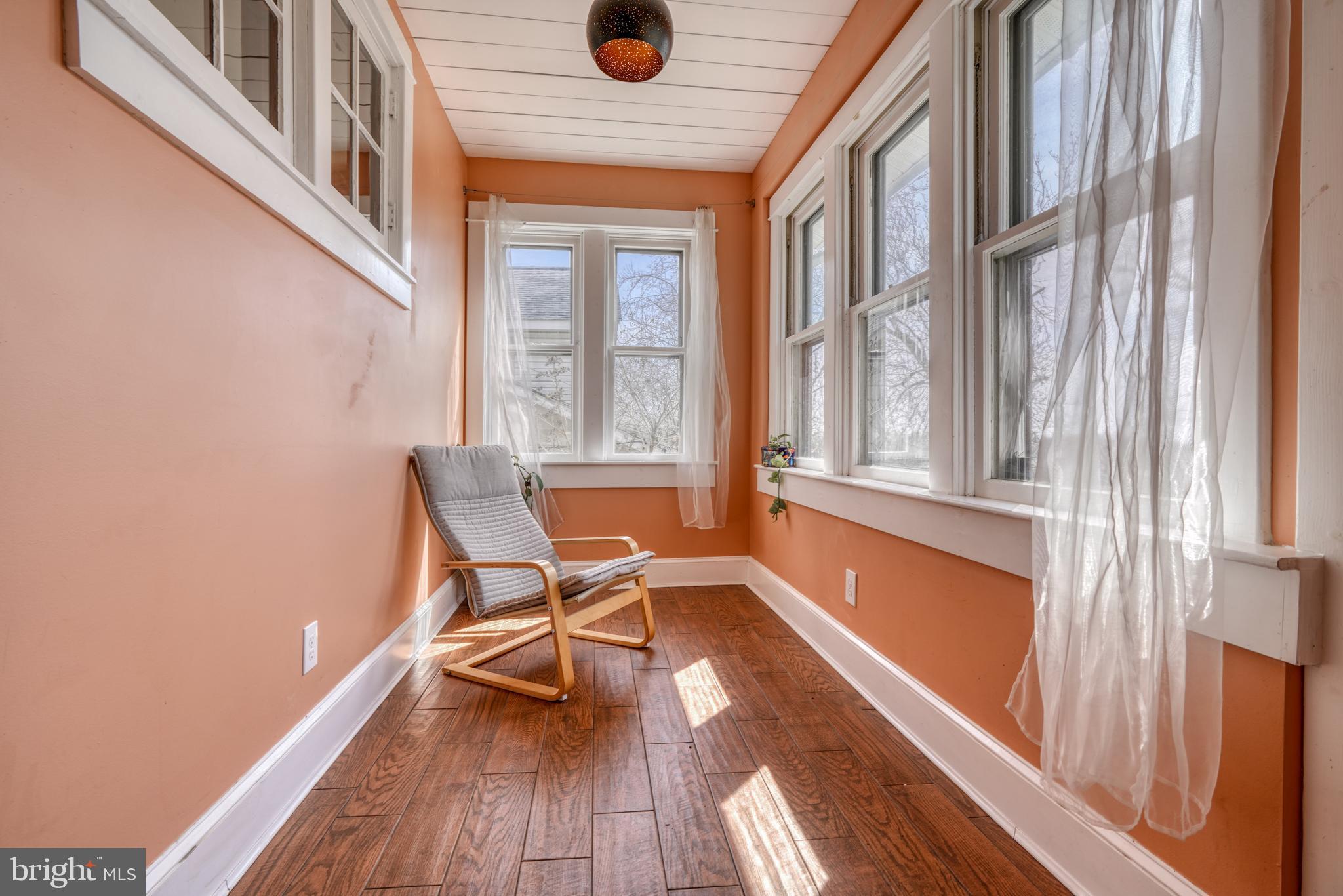 LAURAVILLE HISTORIC DISTRICT - Residential