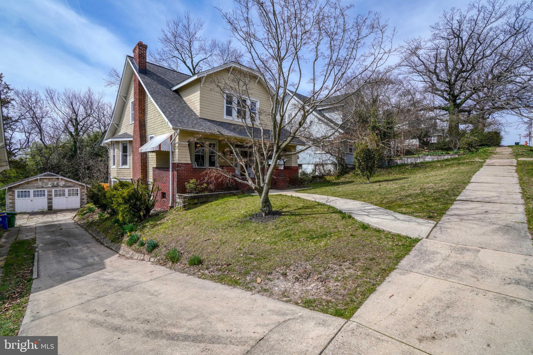 LAURAVILLE HISTORIC DISTRICT - Residential