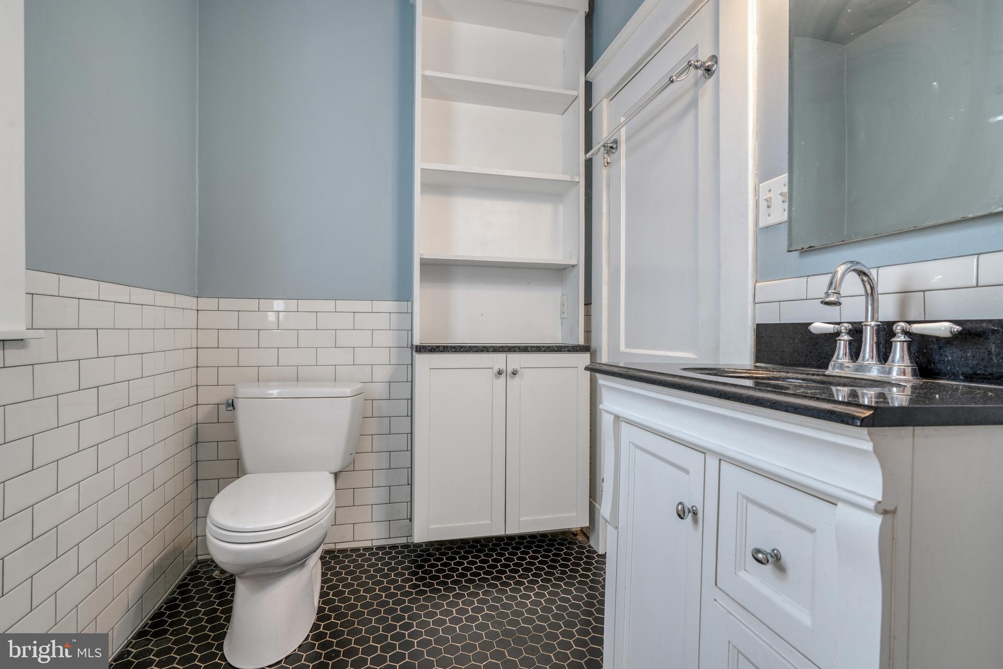 LAURAVILLE HISTORIC DISTRICT - Residential