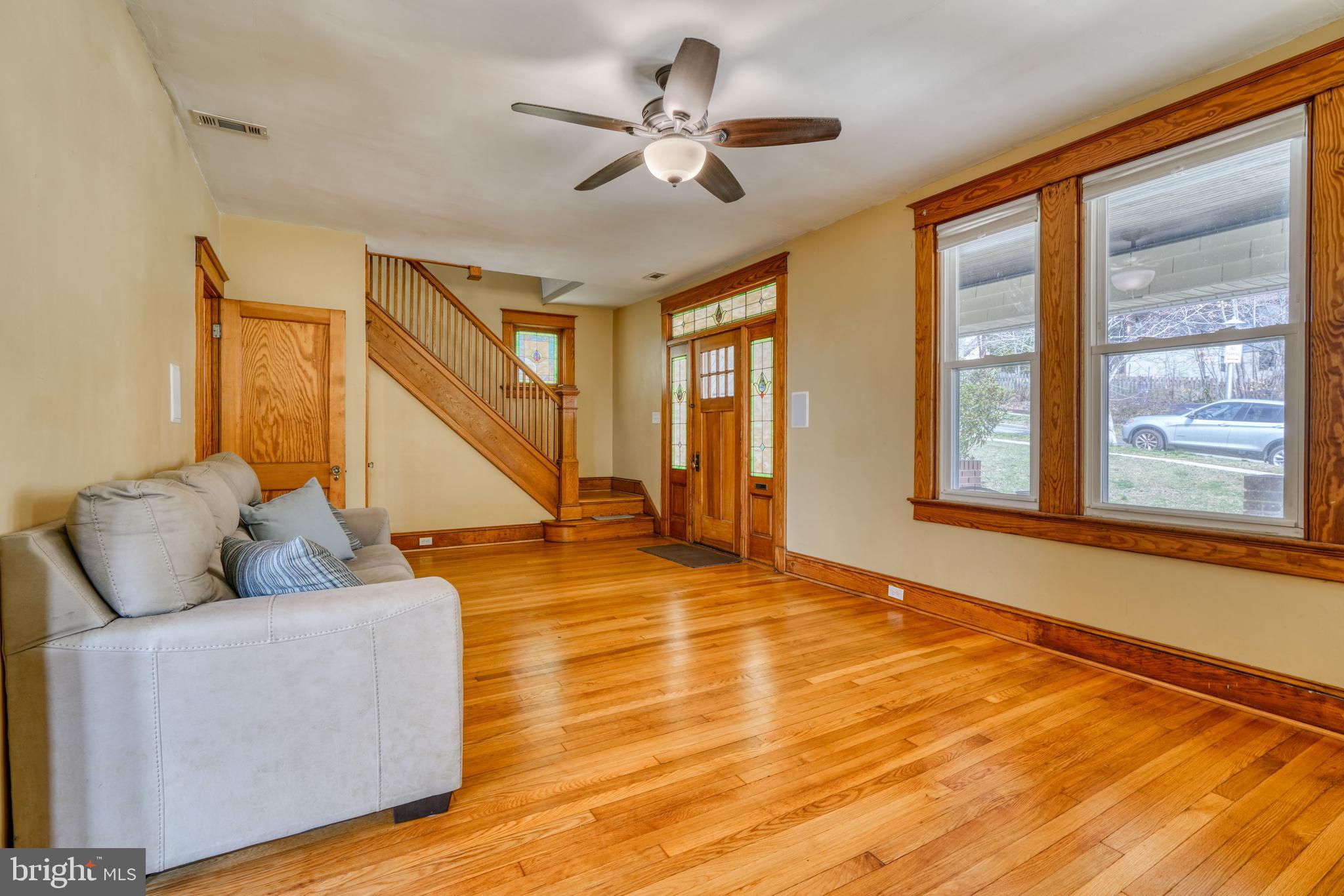 LAURAVILLE HISTORIC DISTRICT - Residential