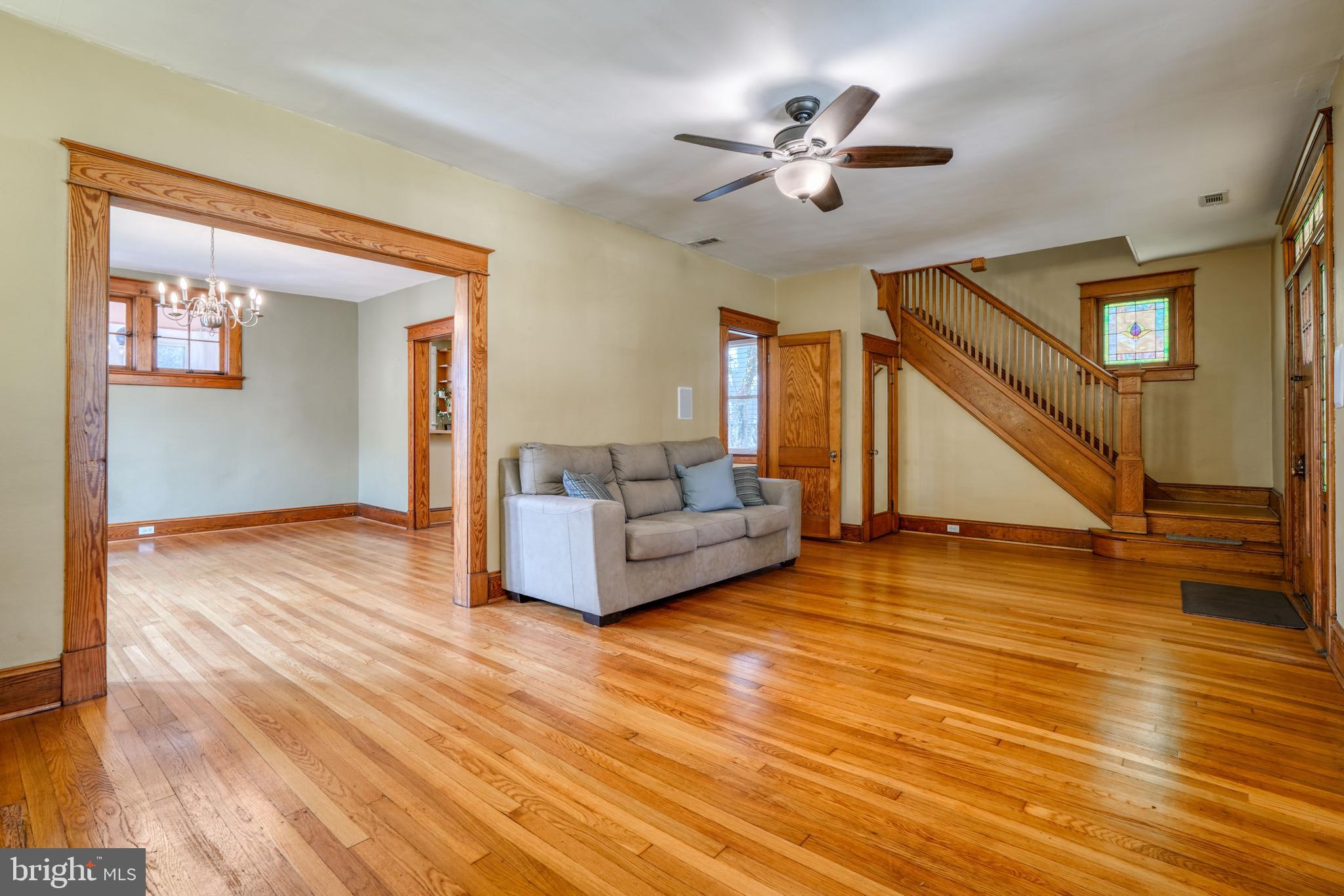 LAURAVILLE HISTORIC DISTRICT - Residential