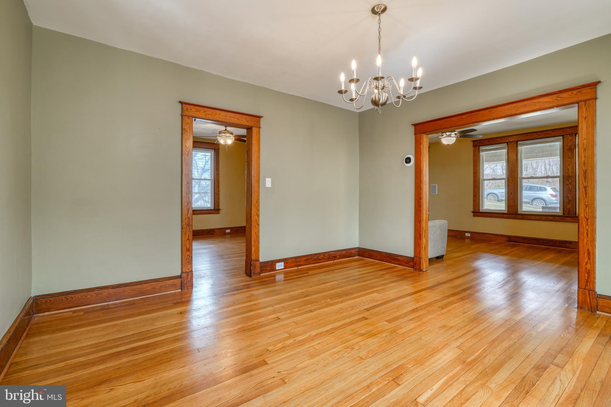 LAURAVILLE HISTORIC DISTRICT - Residential