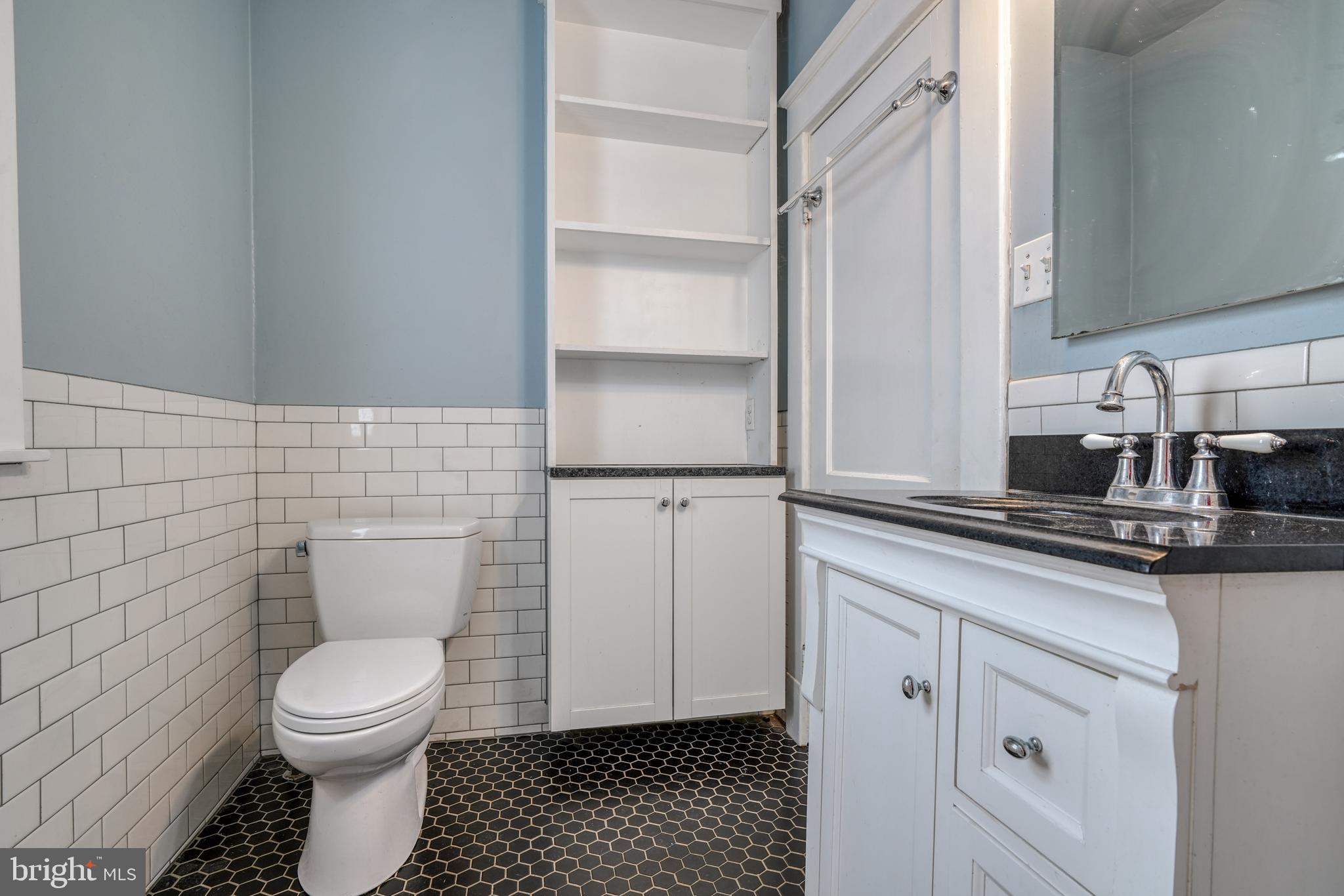 LAURAVILLE HISTORIC DISTRICT - Residential