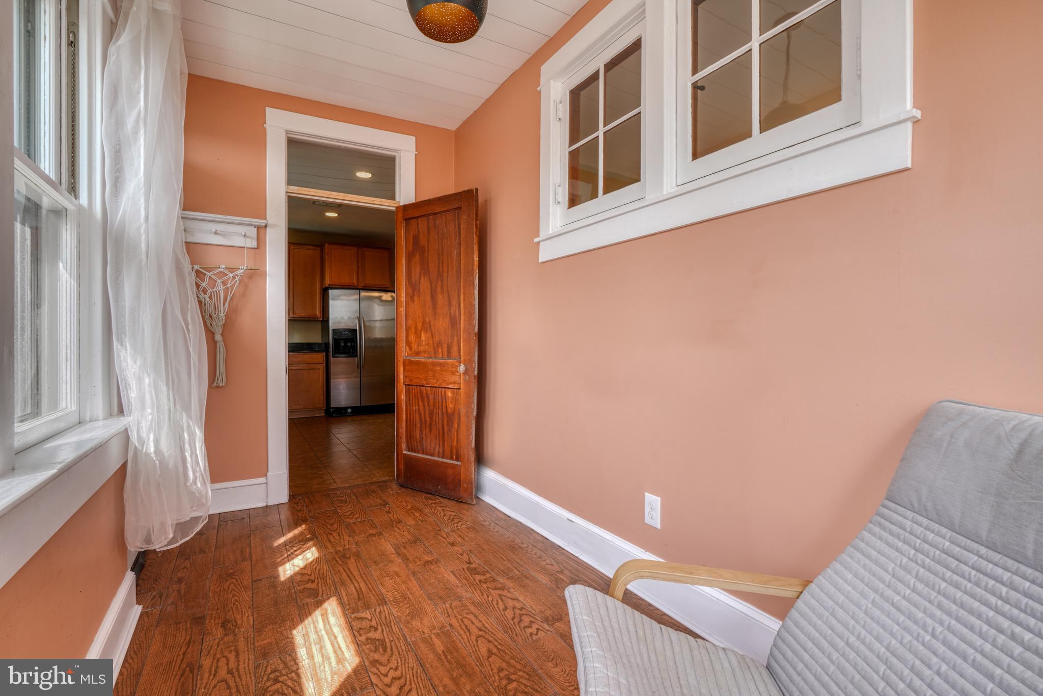 LAURAVILLE HISTORIC DISTRICT - Residential