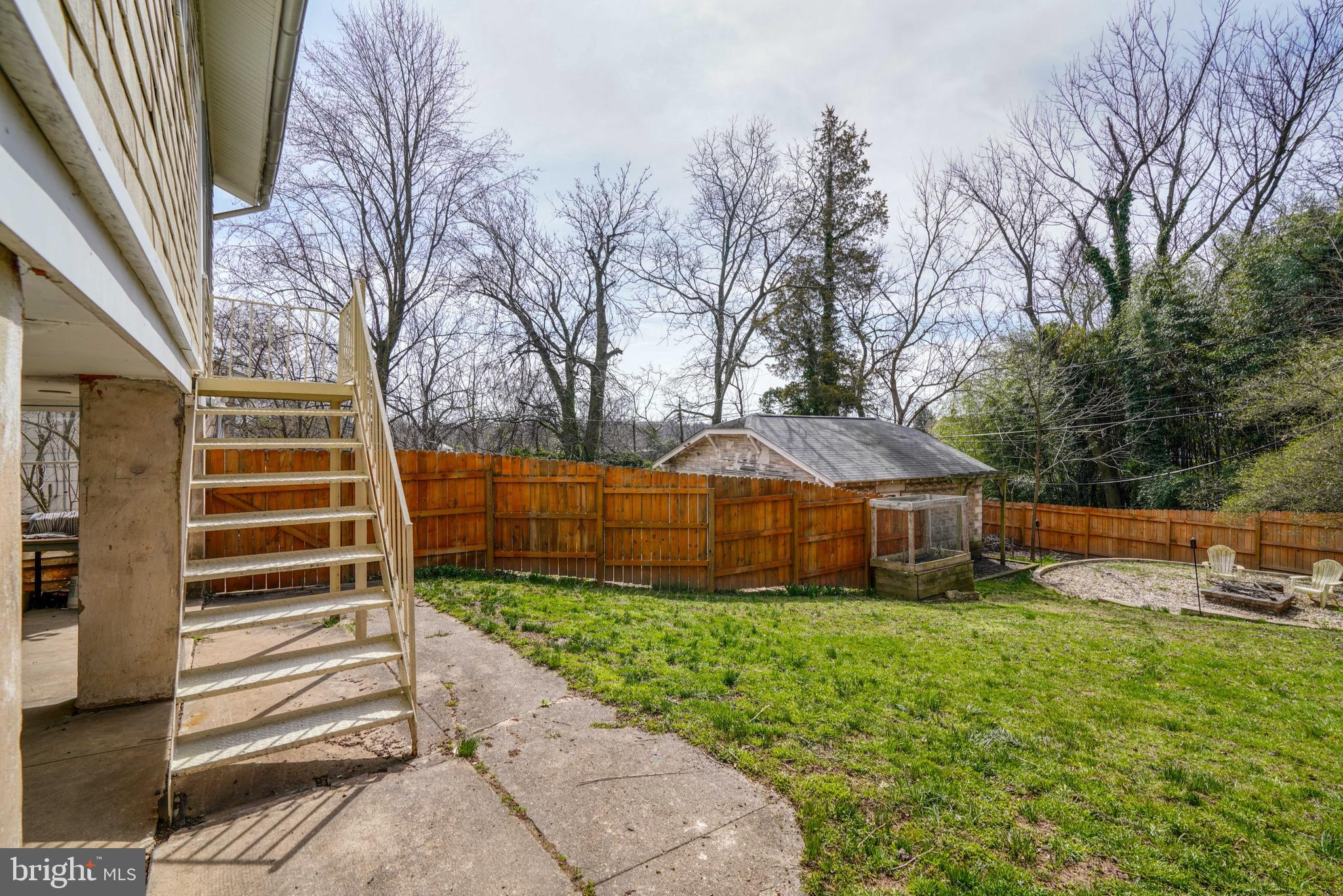 LAURAVILLE HISTORIC DISTRICT - Residential