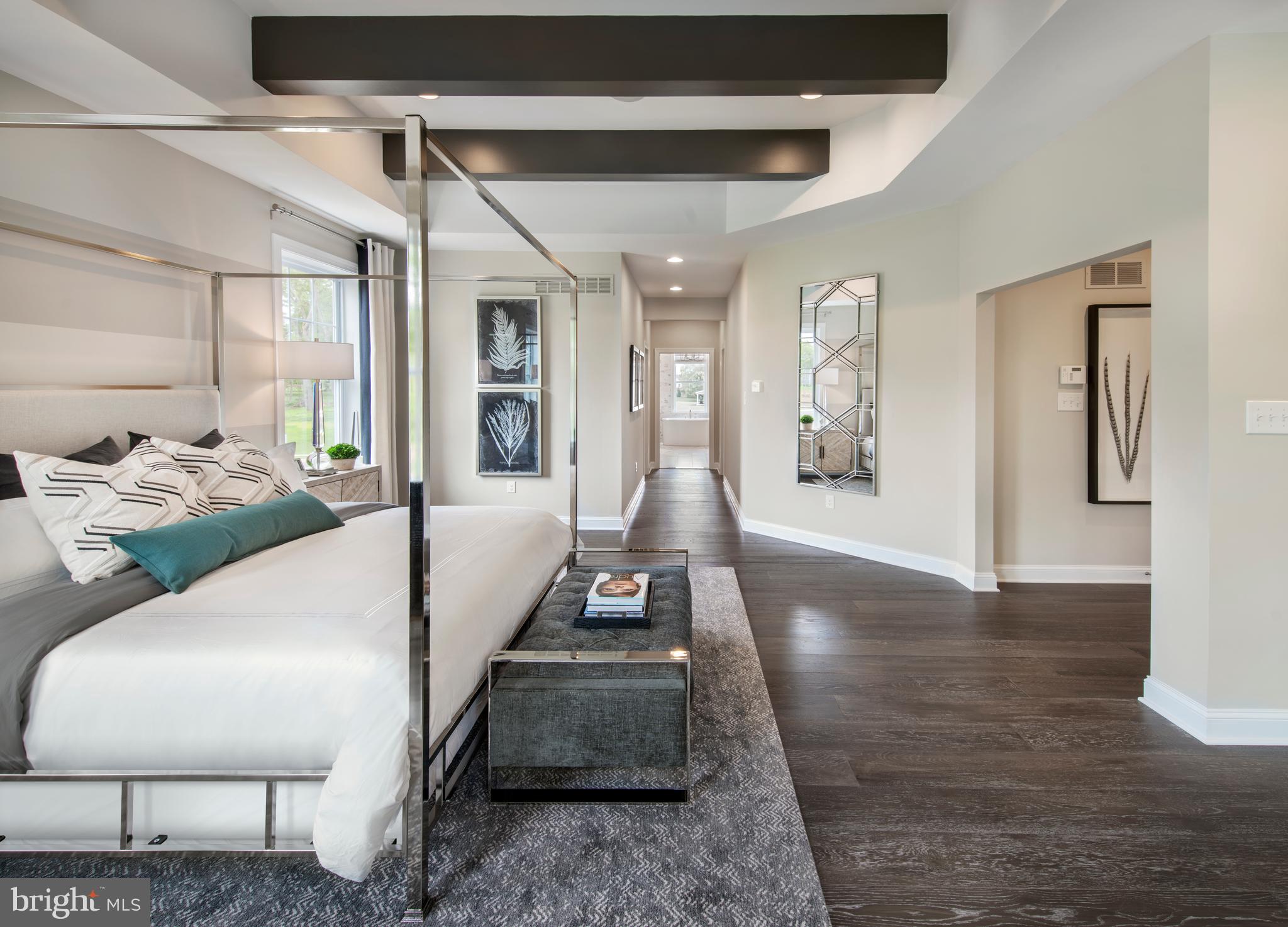 FOUNDERS RESERVE - Residential