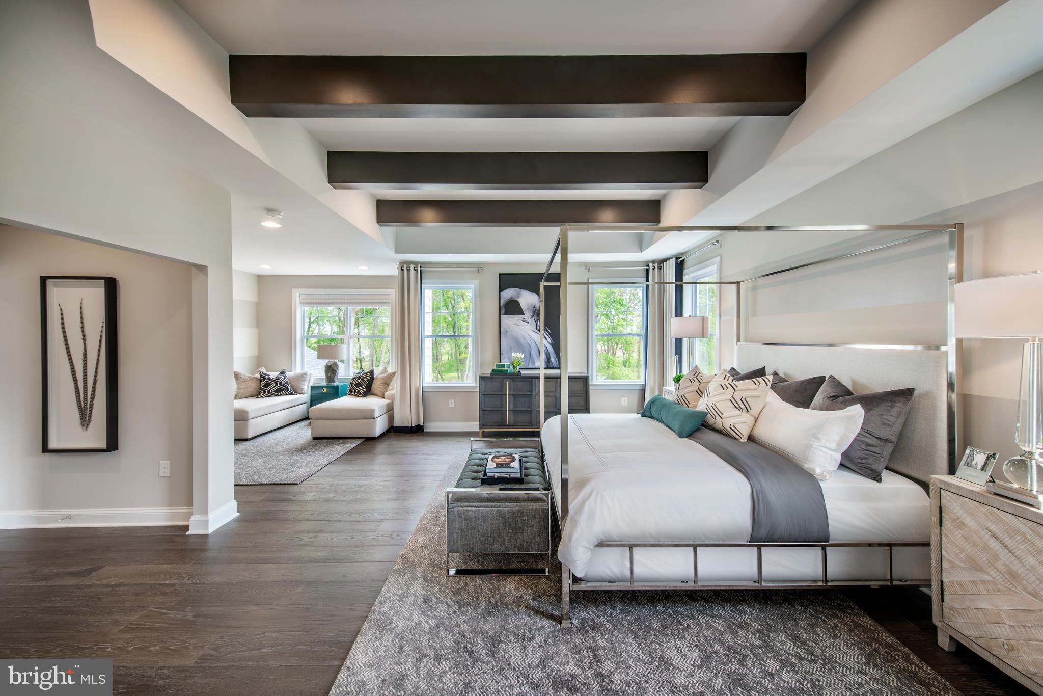 FOUNDERS RESERVE - Residential
