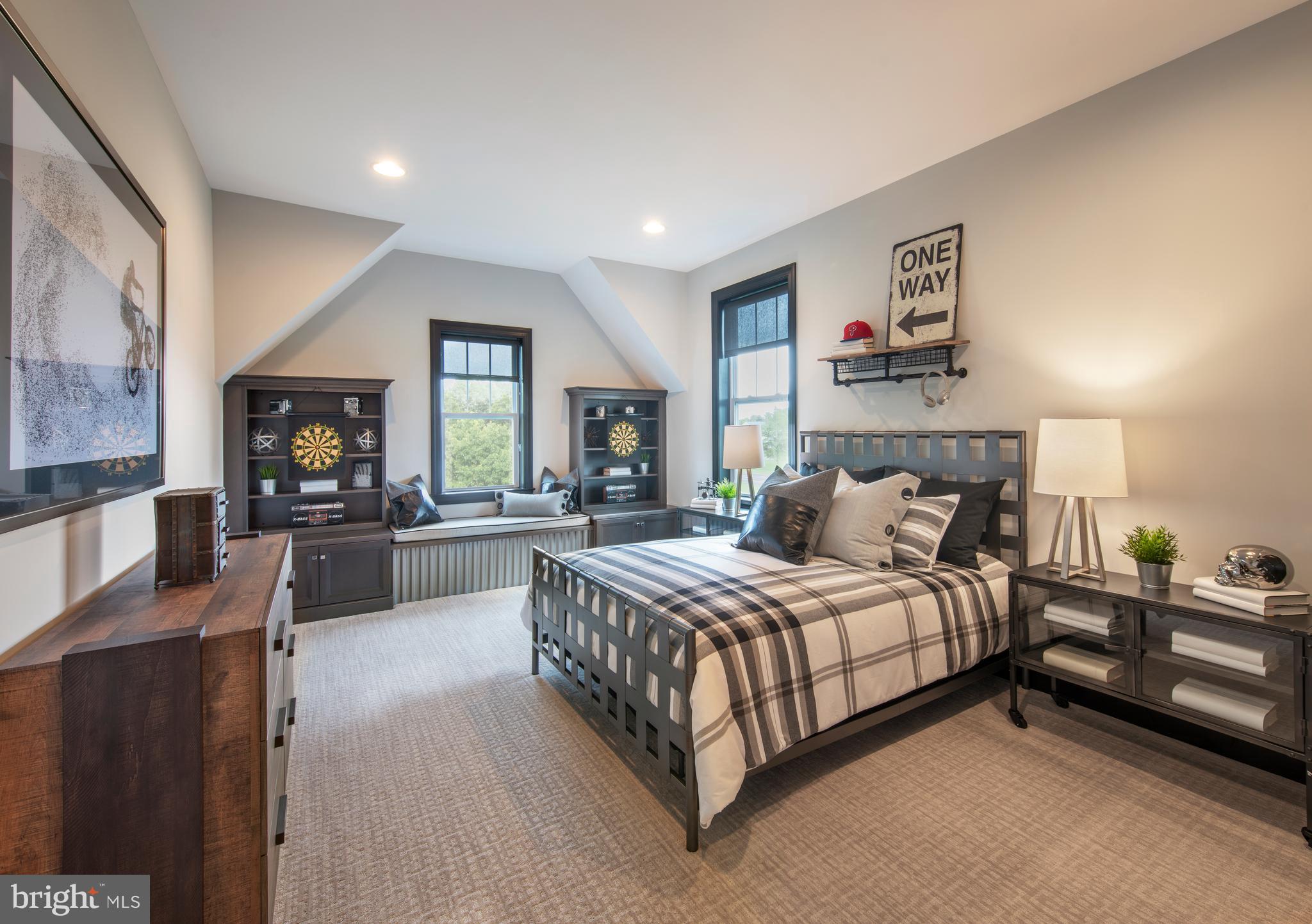 FOUNDERS RESERVE - Residential