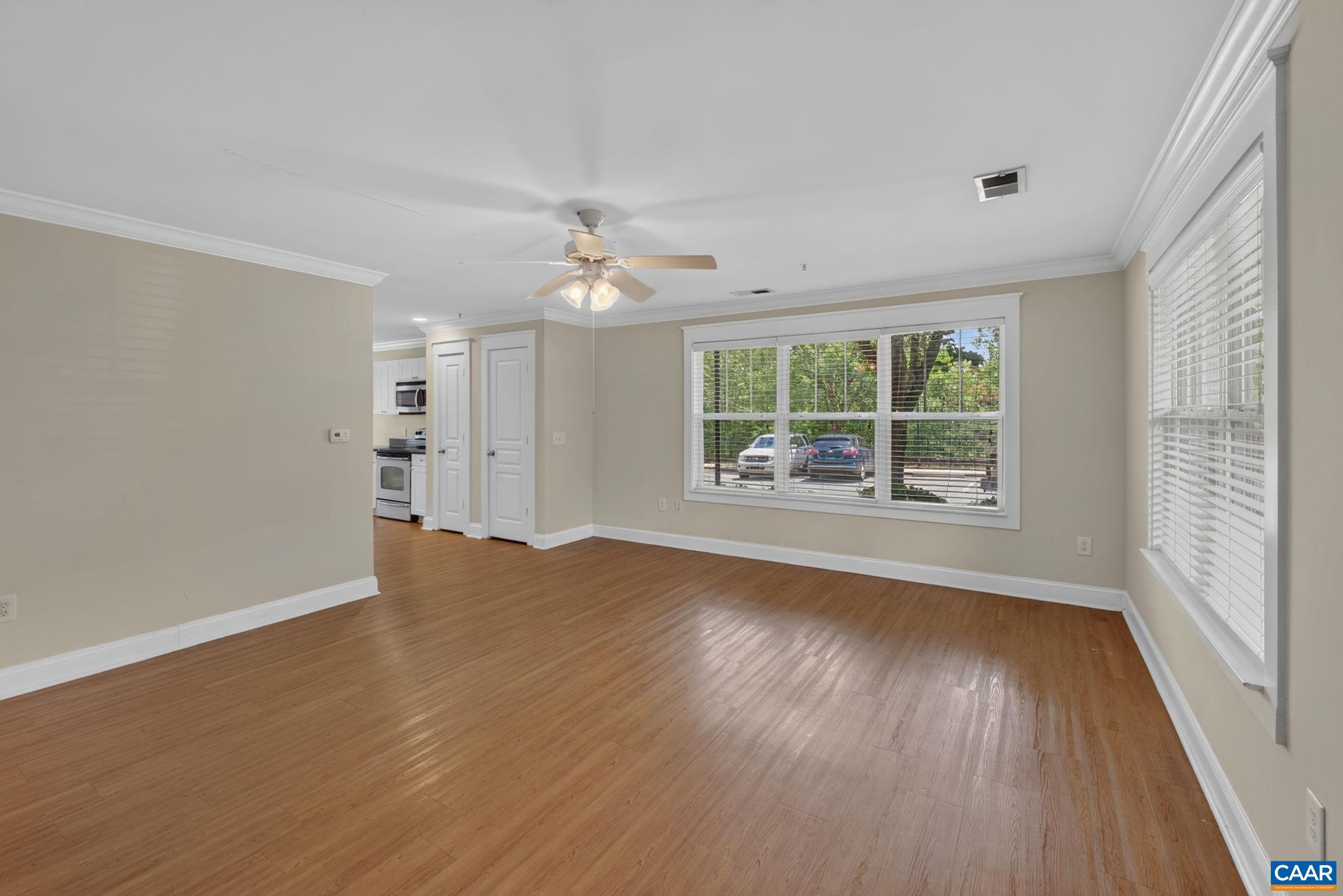 1915 BEECHCREST CT 101