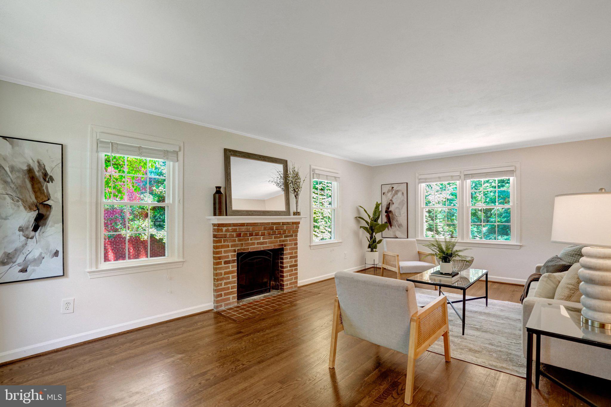 6526 OAKWOOD DRIVE