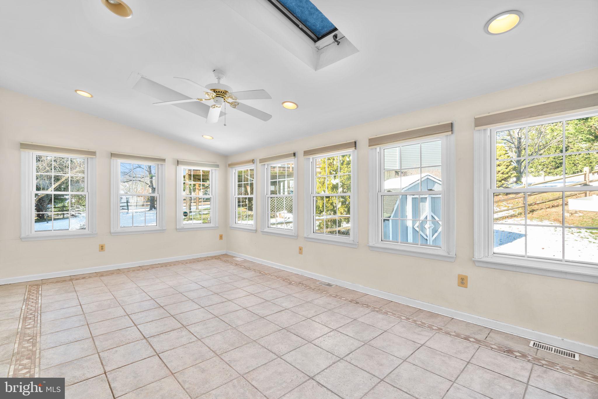 HINES ESTATES - Residential