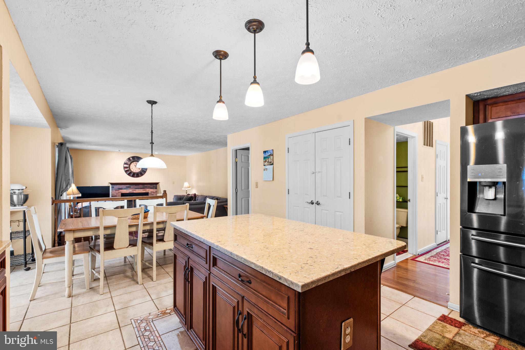 HINES ESTATES - Residential
