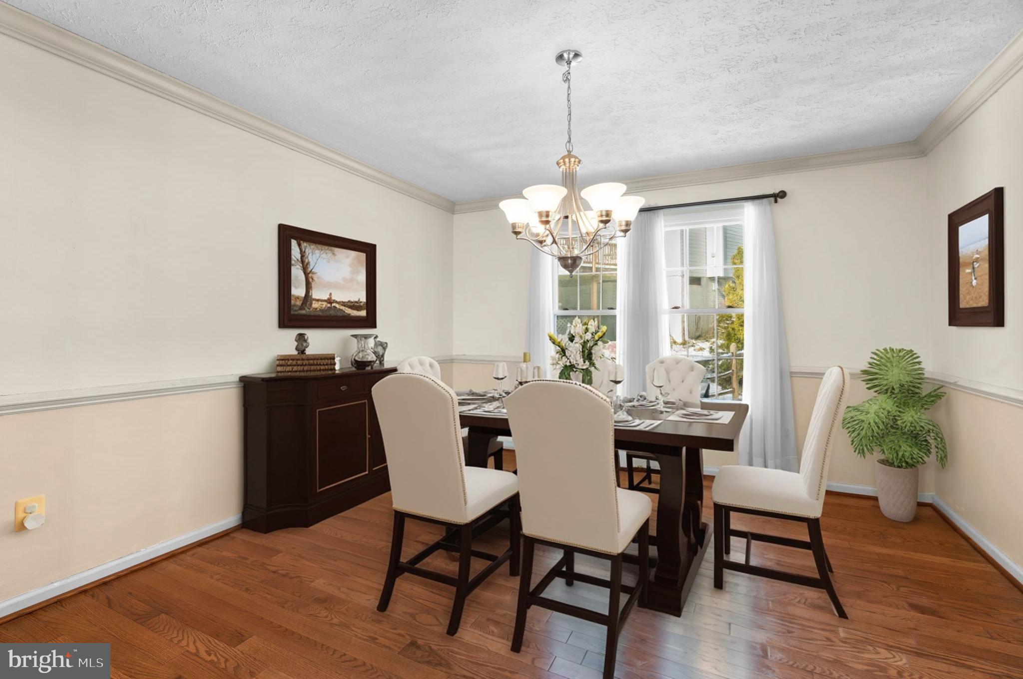 HINES ESTATES - Residential