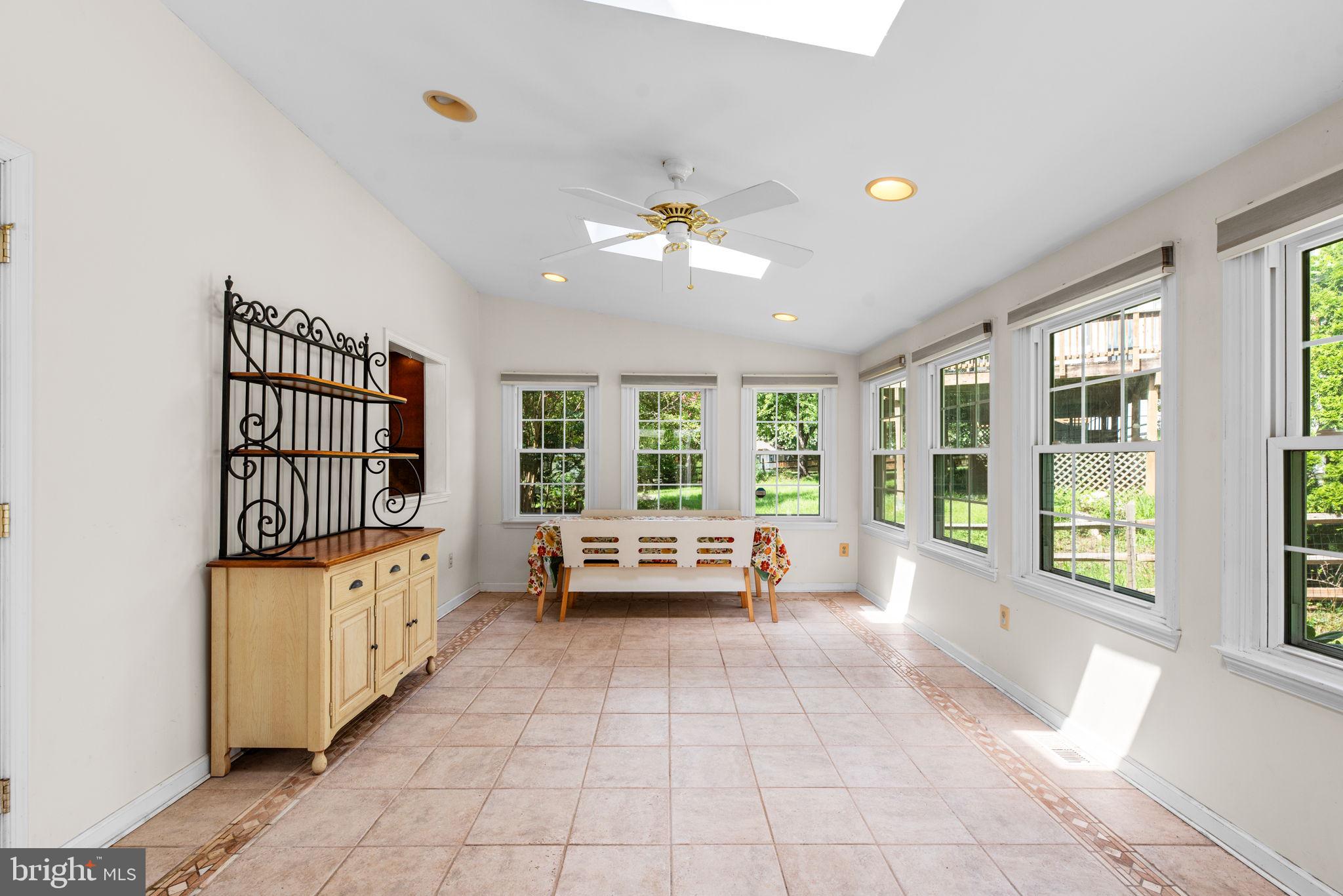 HINES ESTATES - Residential