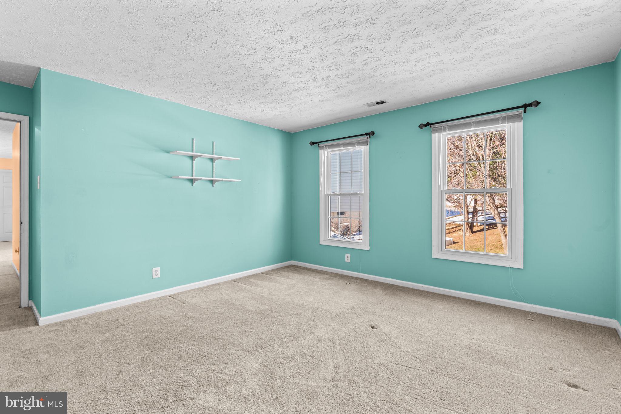 HINES ESTATES - Residential