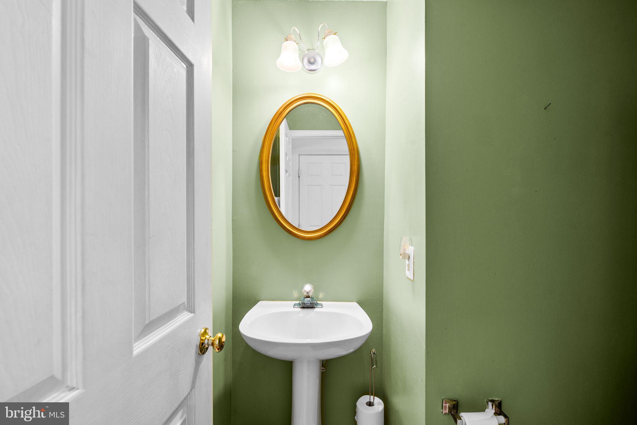 HINES ESTATES - Residential
