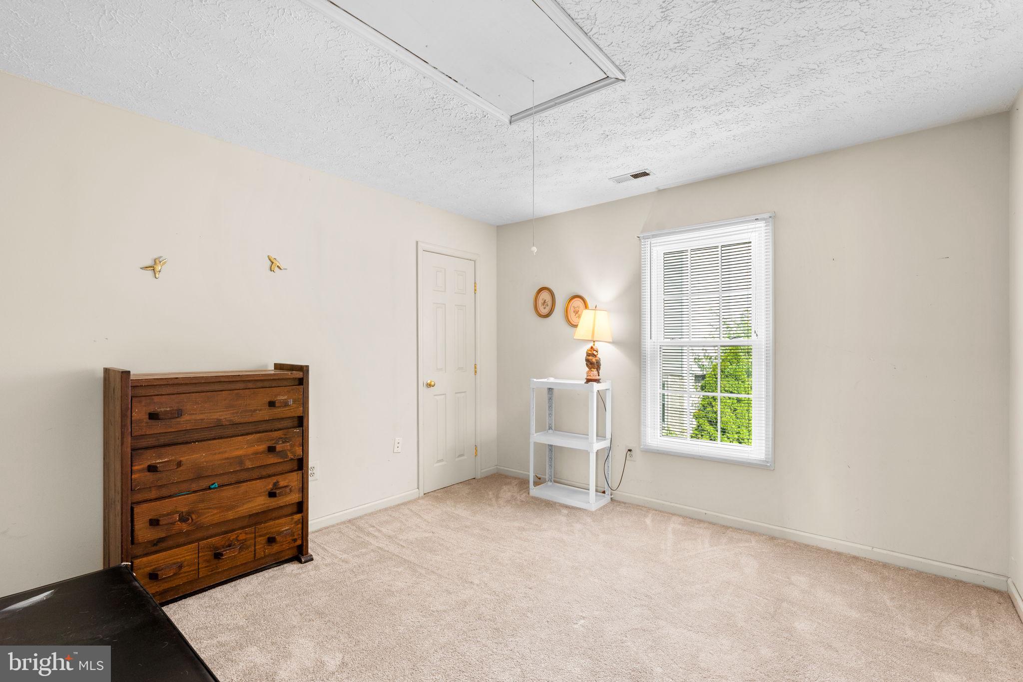 HINES ESTATES - Residential
