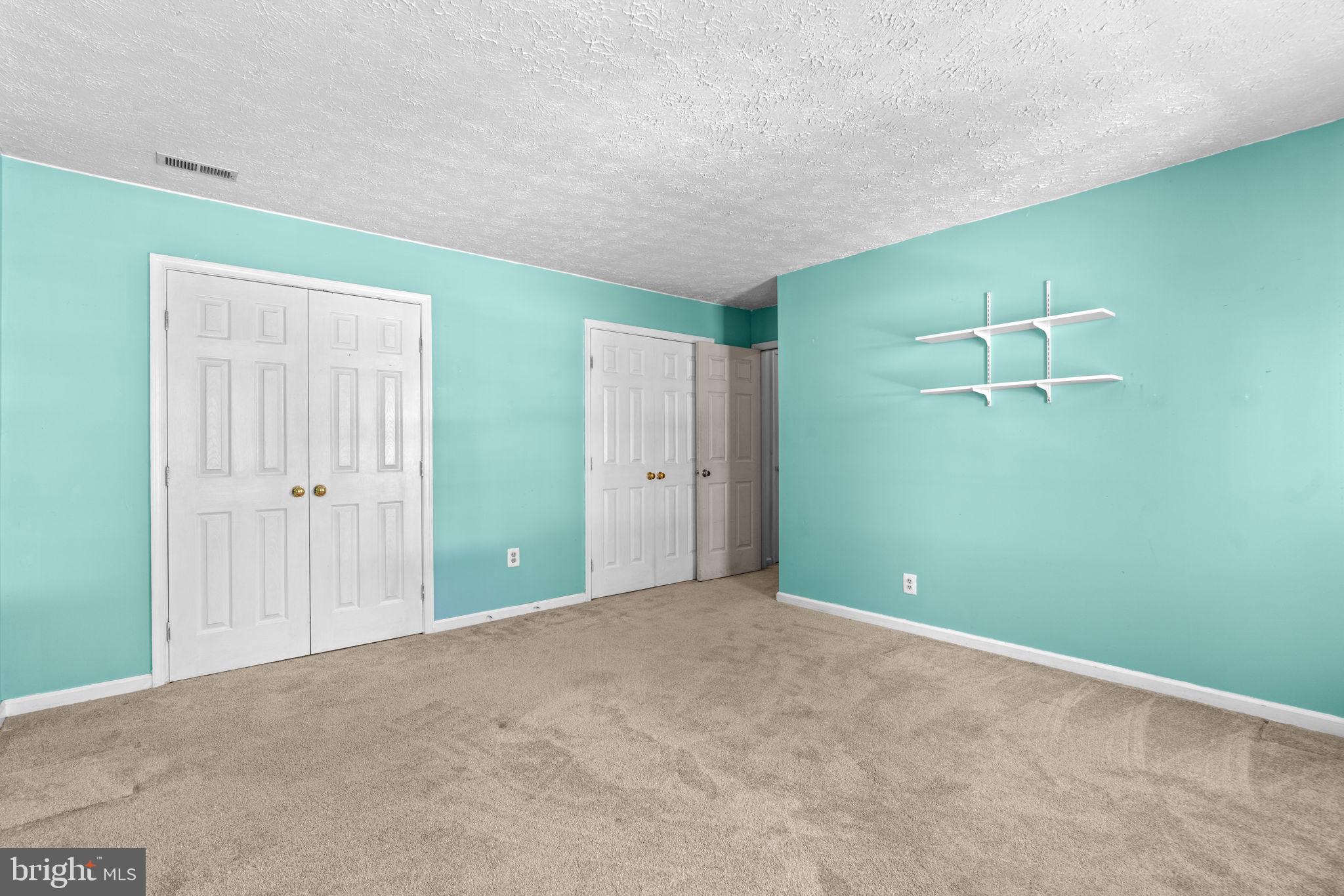 HINES ESTATES - Residential