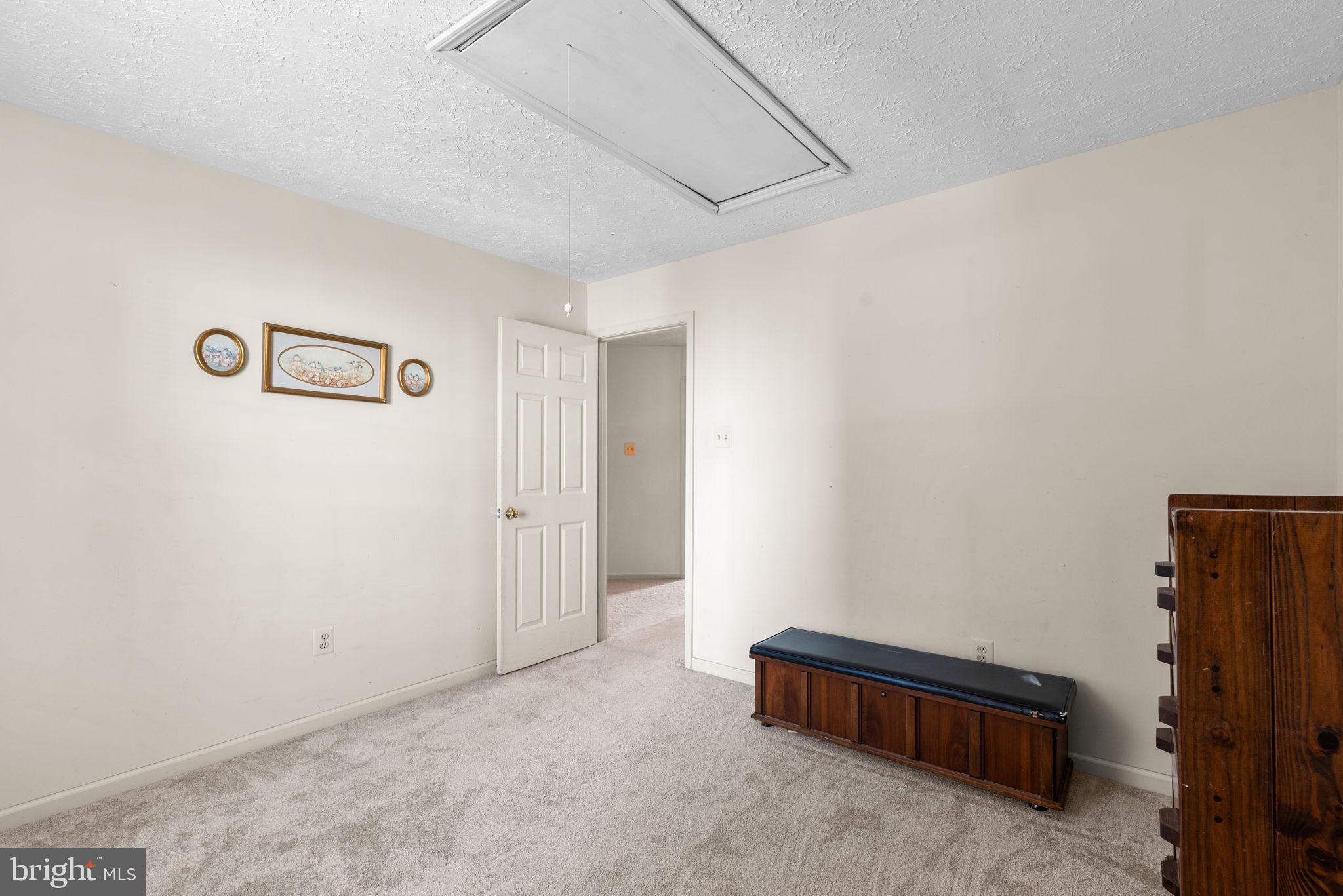 HINES ESTATES - Residential