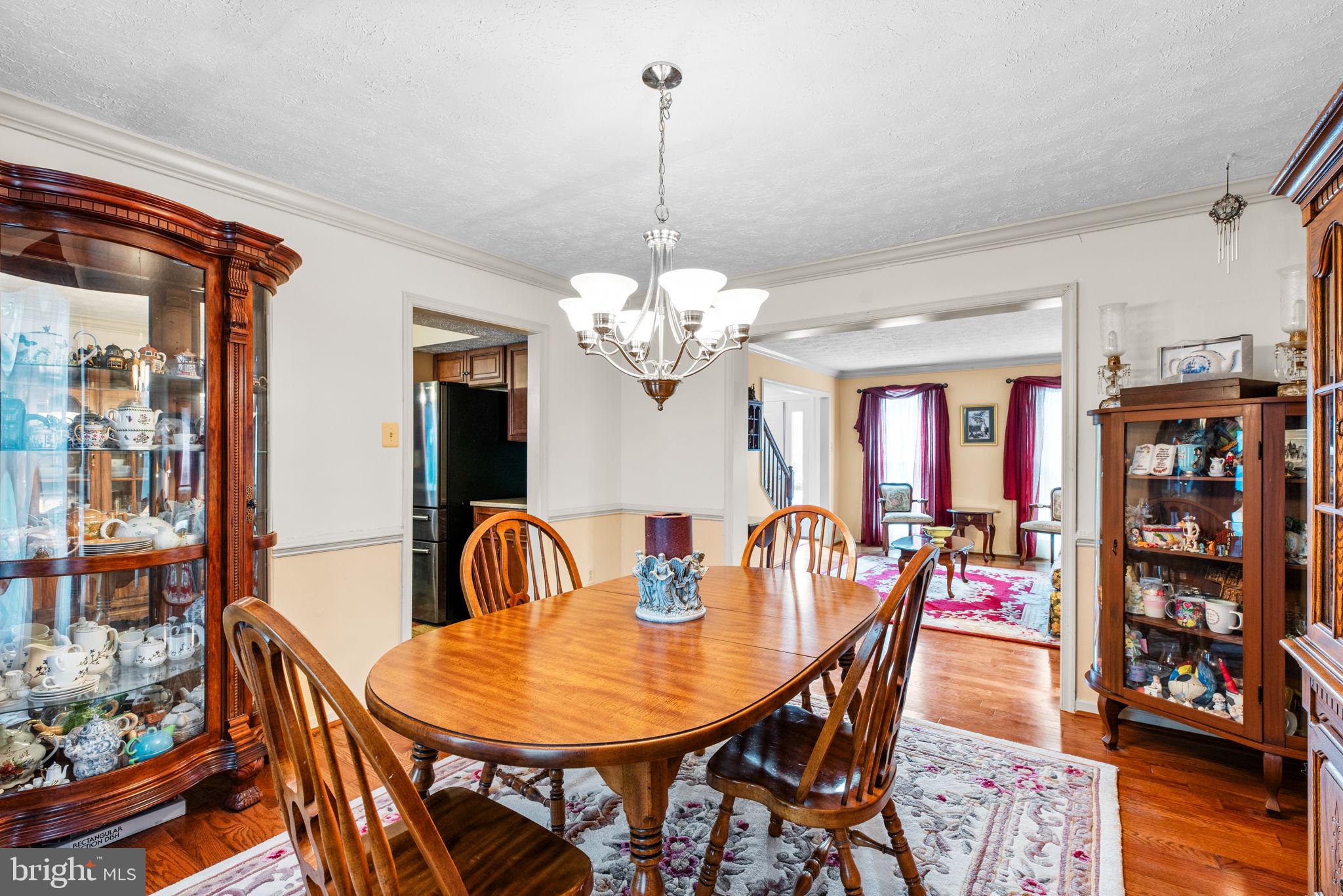 HINES ESTATES - Residential