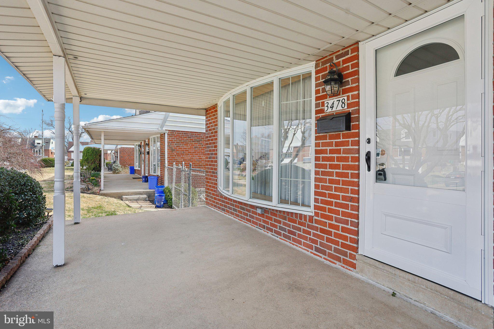 ACADEMY GARDENS - Residential