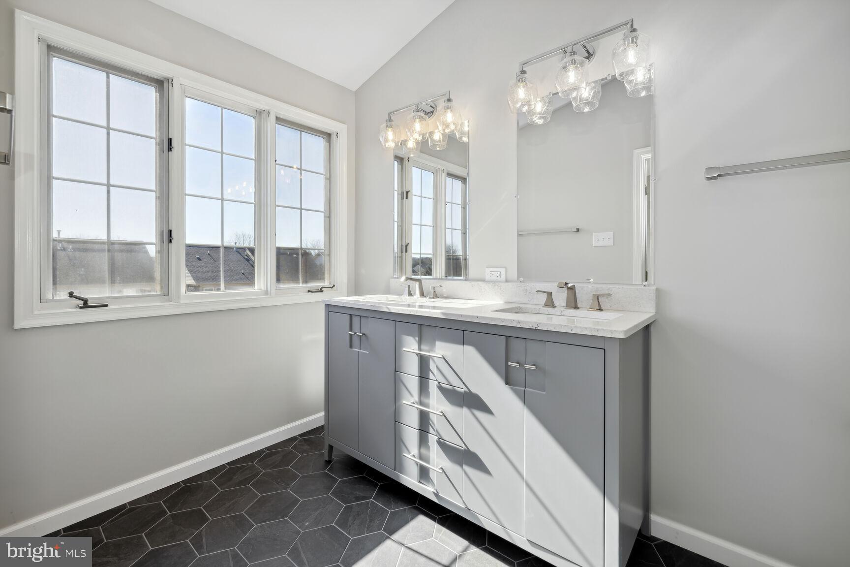 CLOPPERS MILL - Residential Lease