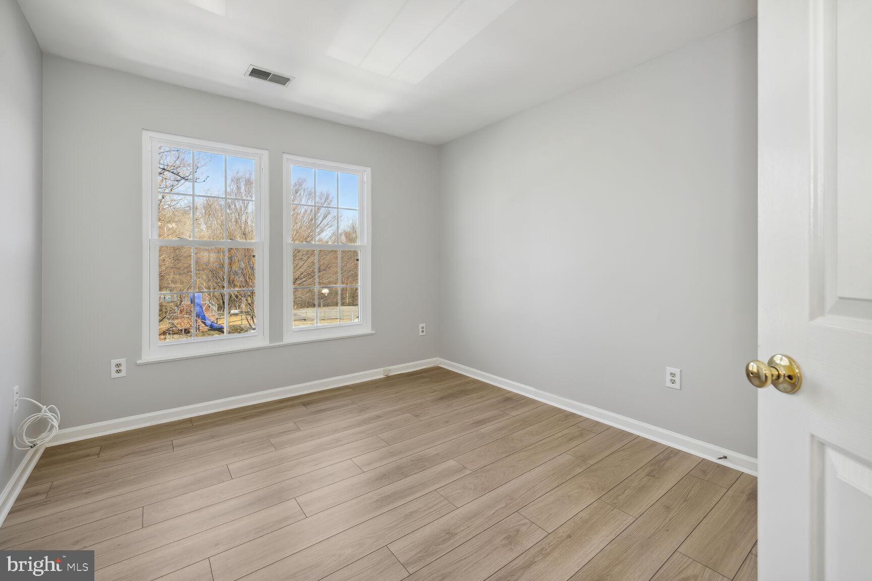 CLOPPERS MILL - Residential Lease