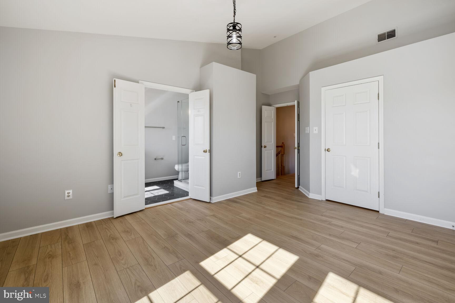 CLOPPERS MILL - Residential Lease