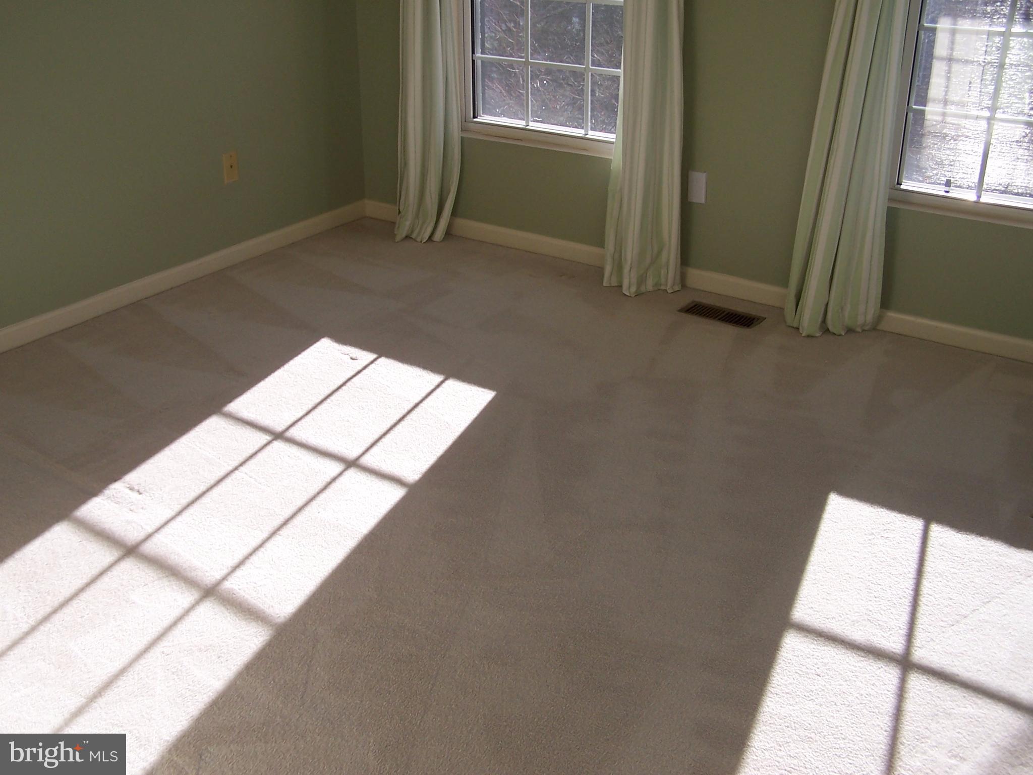 VIRGINIA CENTER - Residential Lease