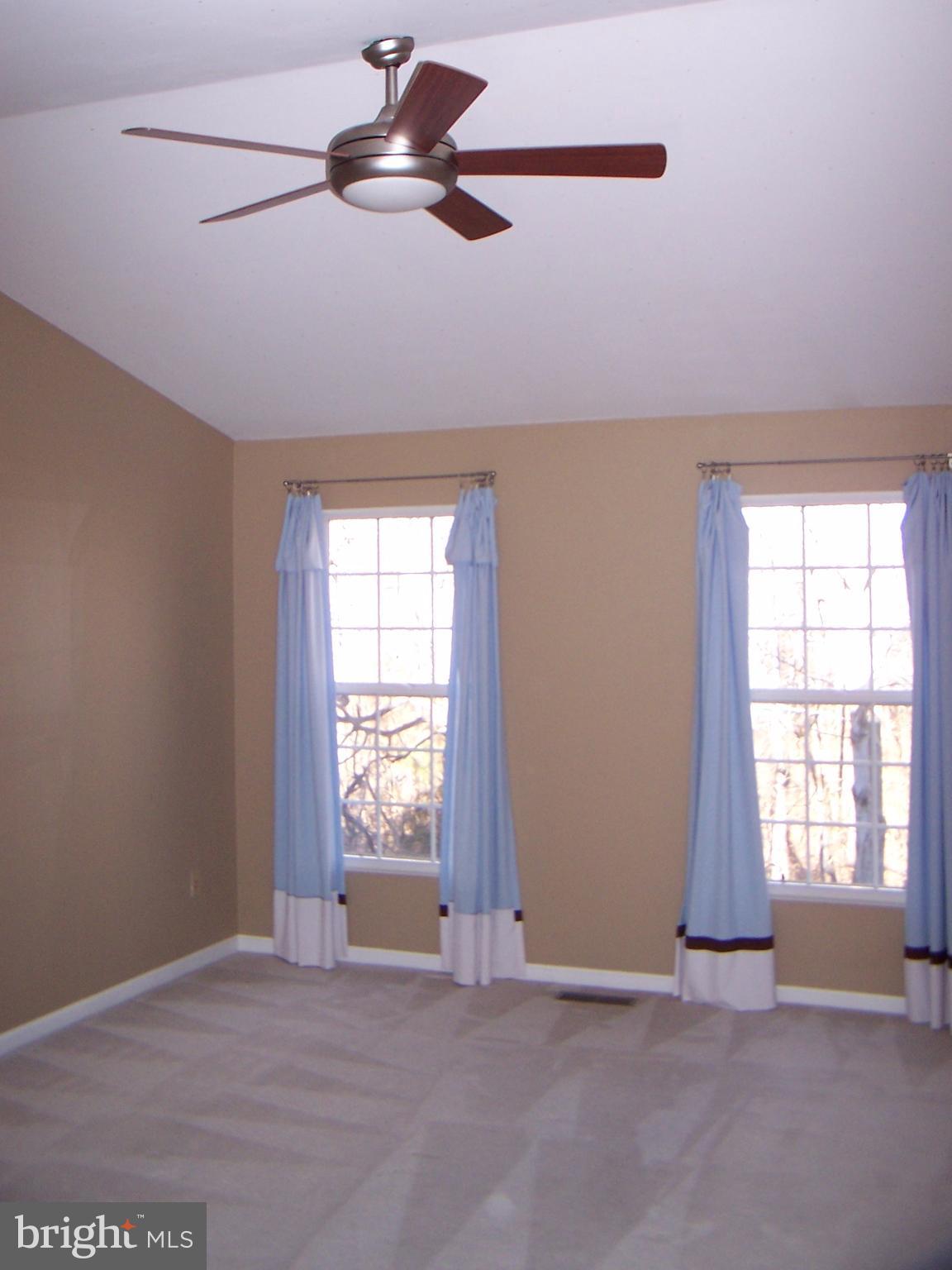 VIRGINIA CENTER - Residential Lease