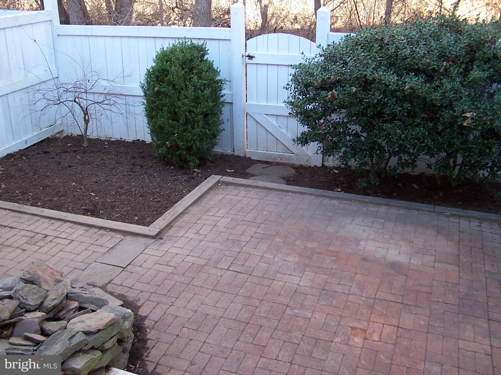 VIRGINIA CENTER - Residential Lease