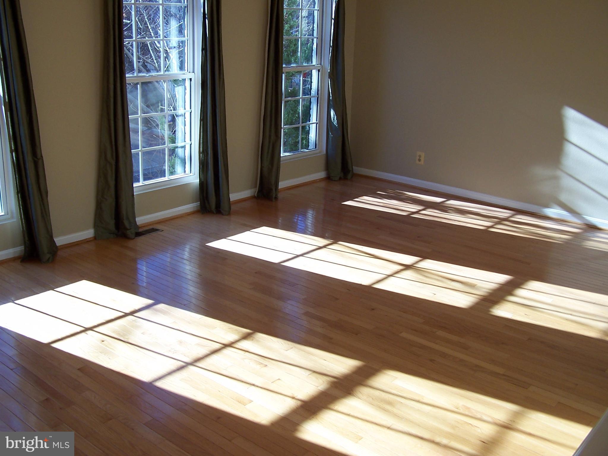 VIRGINIA CENTER - Residential Lease