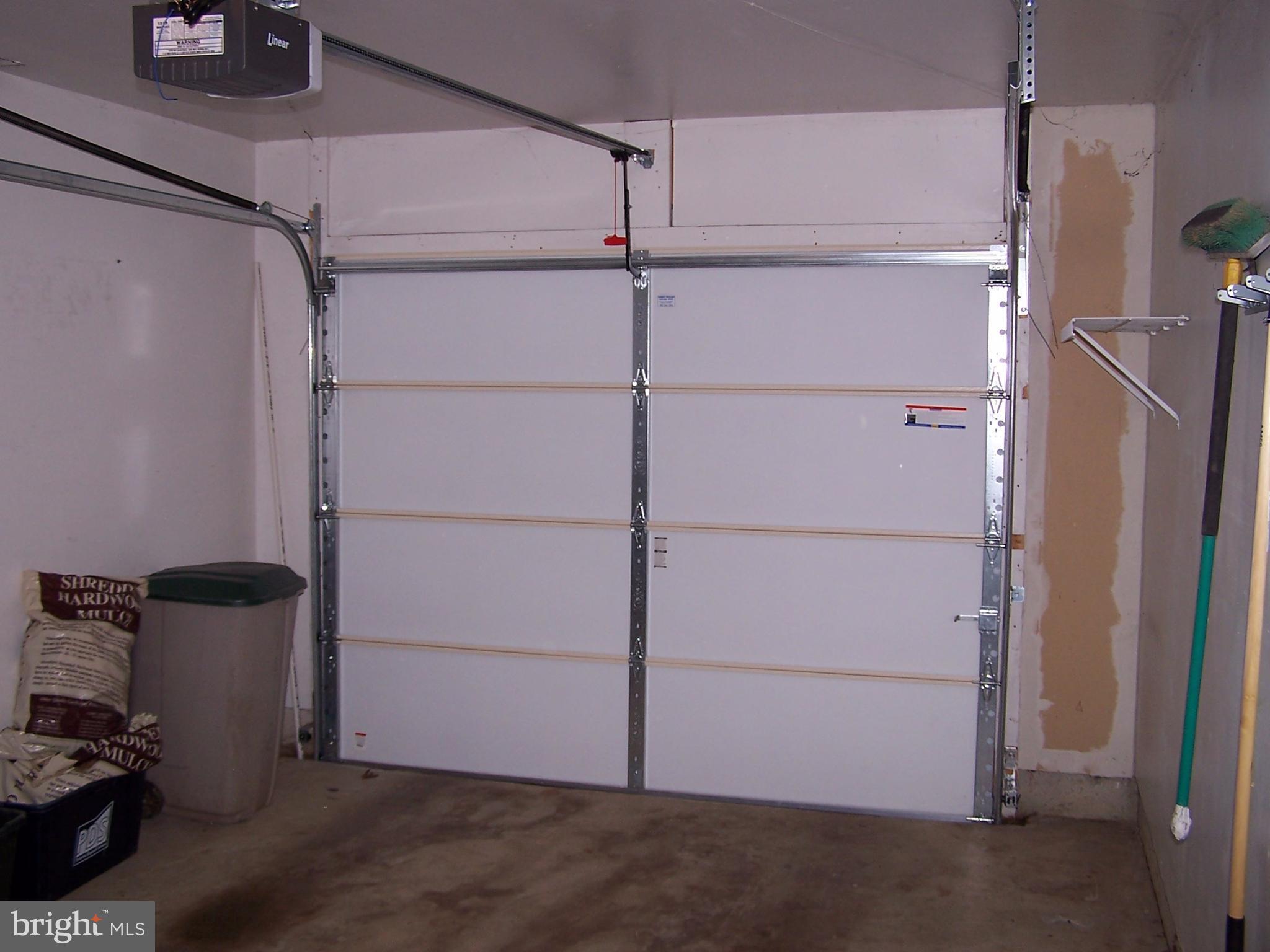 VIRGINIA CENTER - Residential Lease