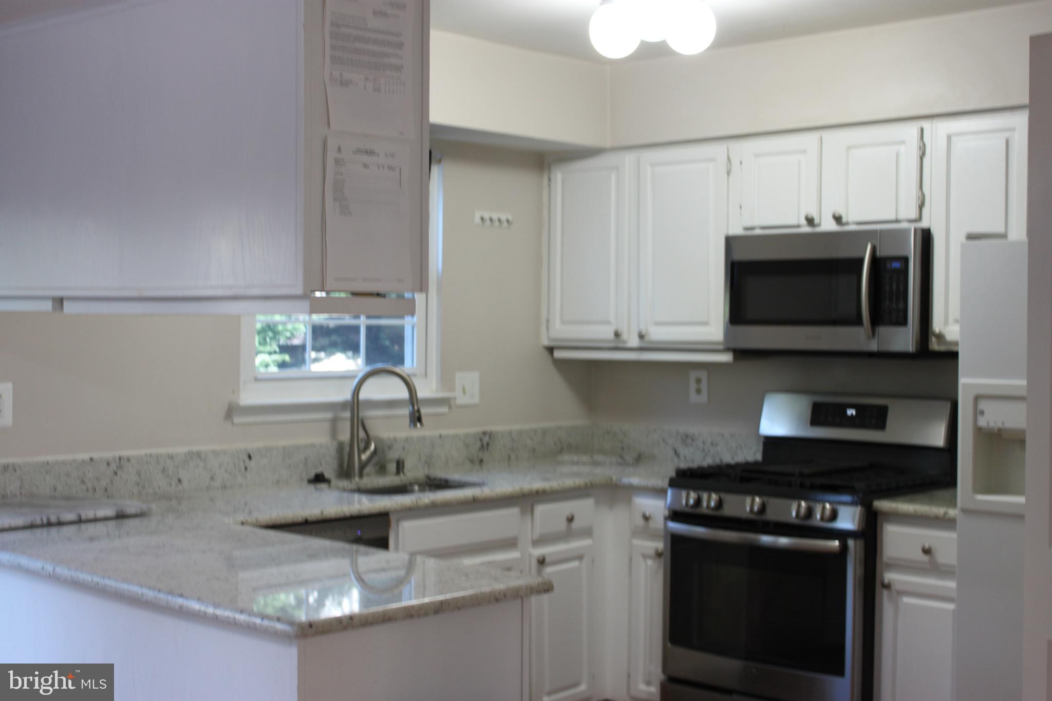 WORTHINGTON WOODS - Residential Lease