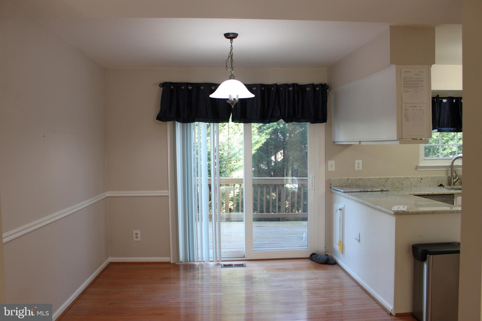 WORTHINGTON WOODS - Residential Lease