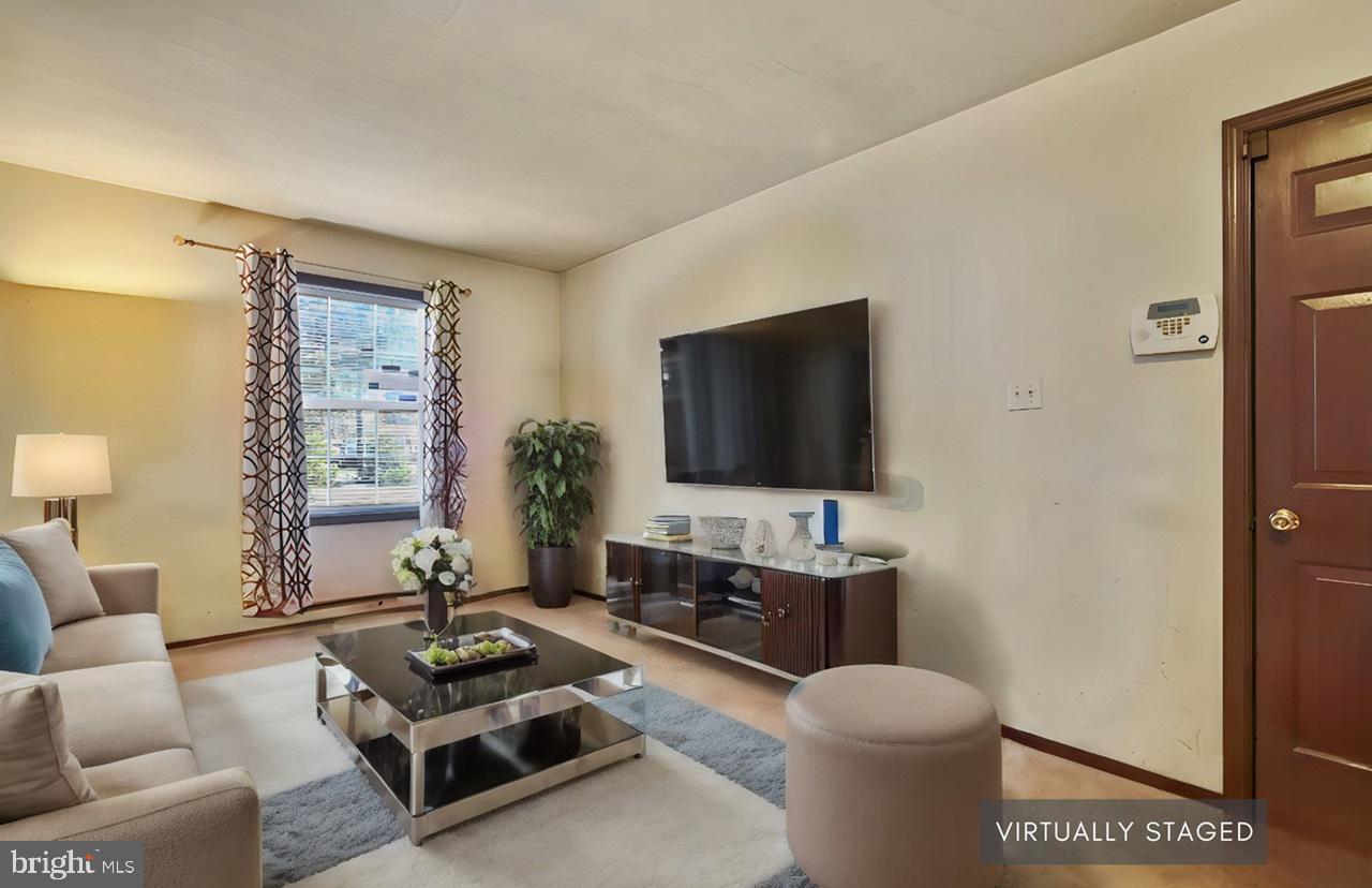 POCONO COUNTRY PLACE - Residential