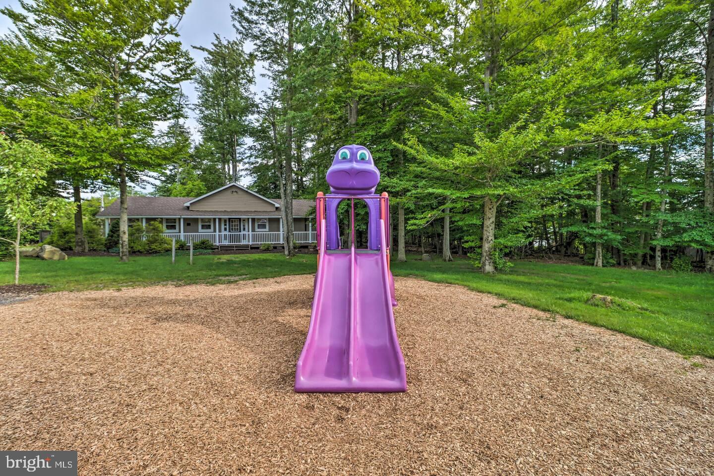 POCONO COUNTRY PLACE - Residential