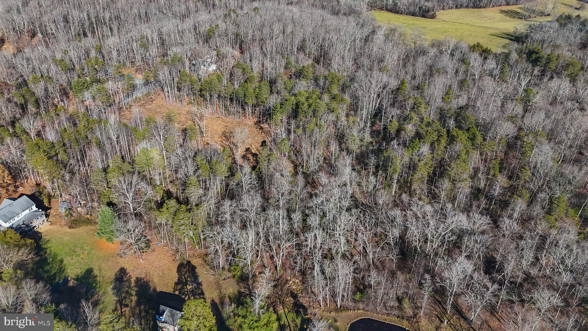 OAKWOOD LAKE ESTATES - Land