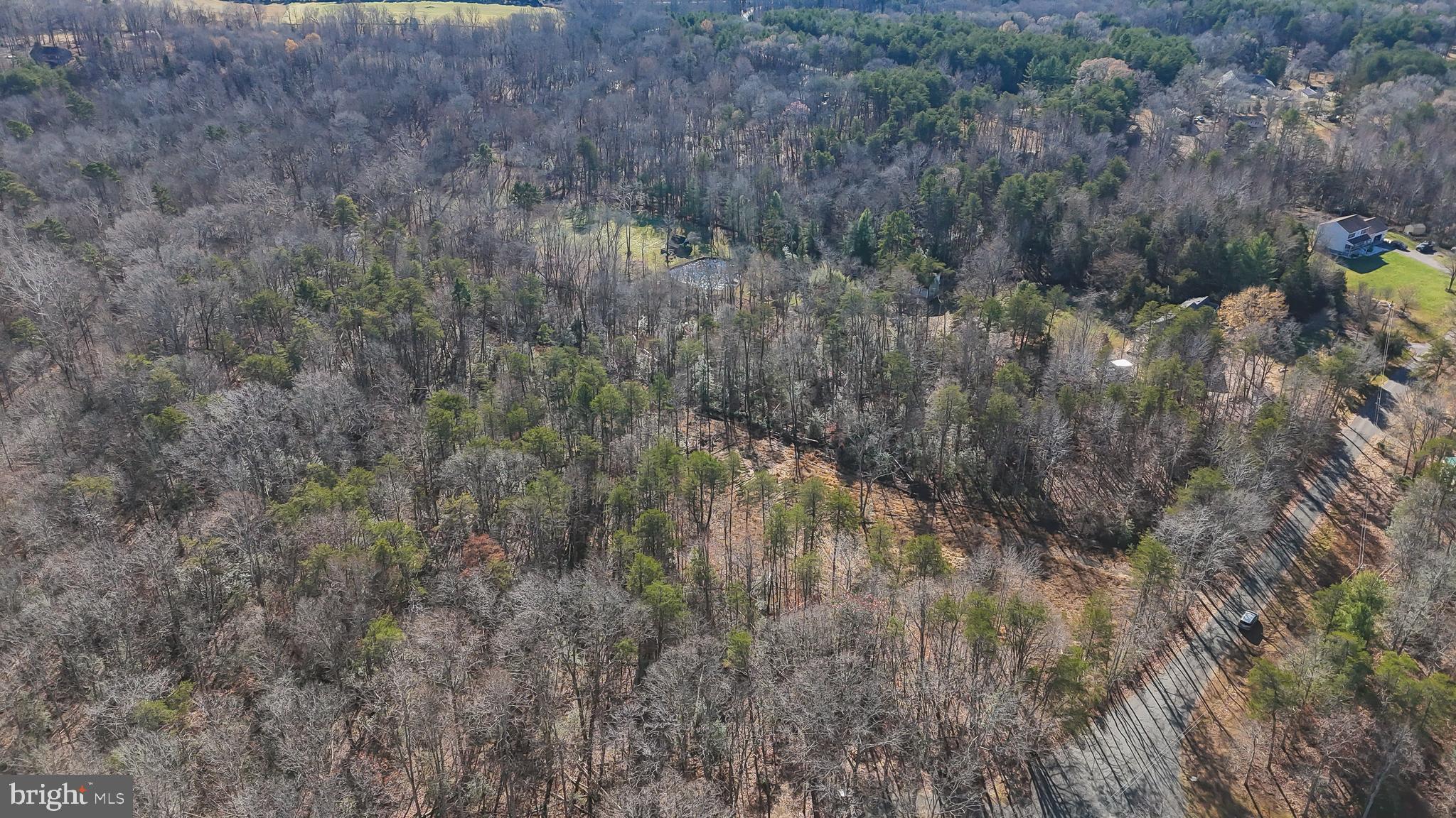 OAKWOOD LAKE ESTATES - Land