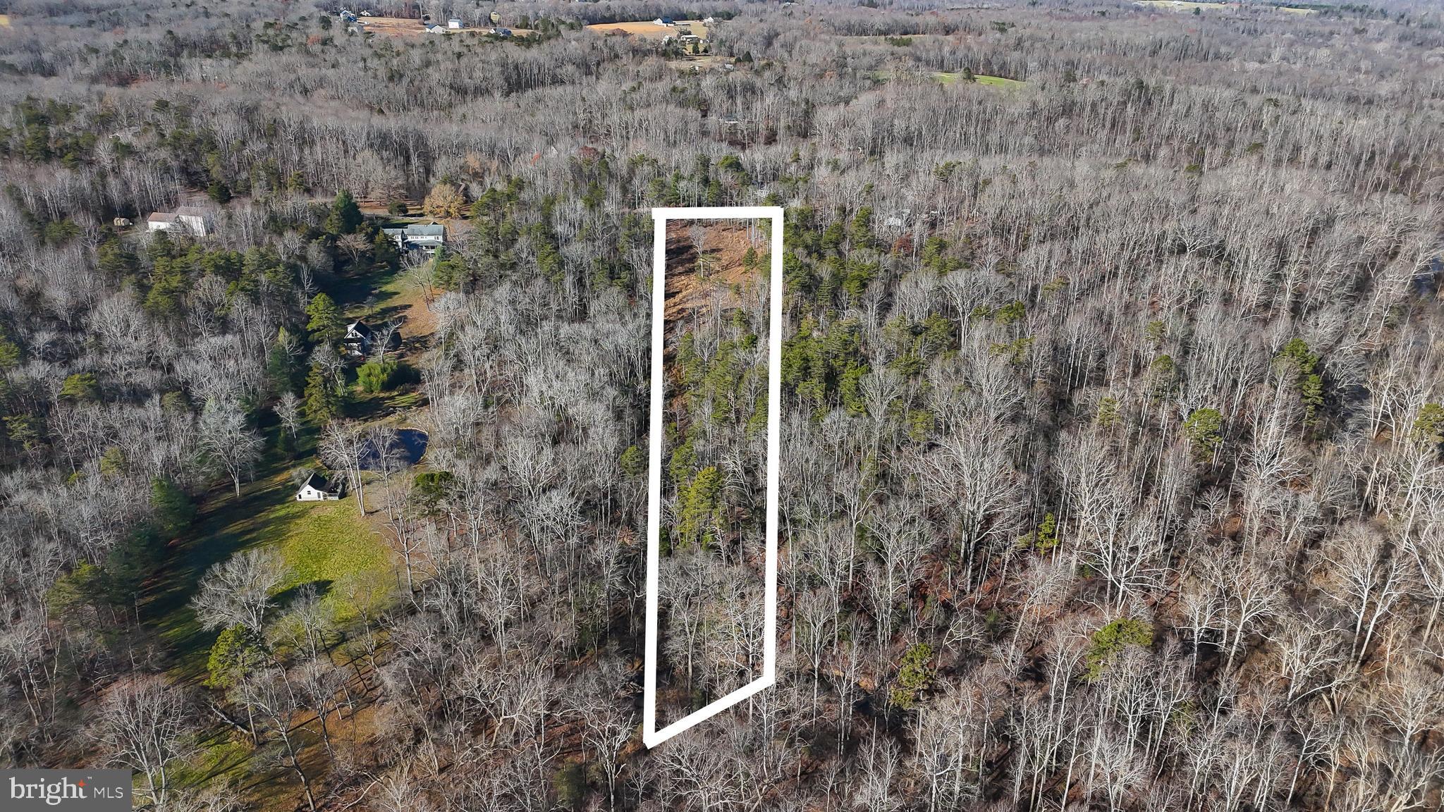 OAKWOOD LAKE ESTATES - Land