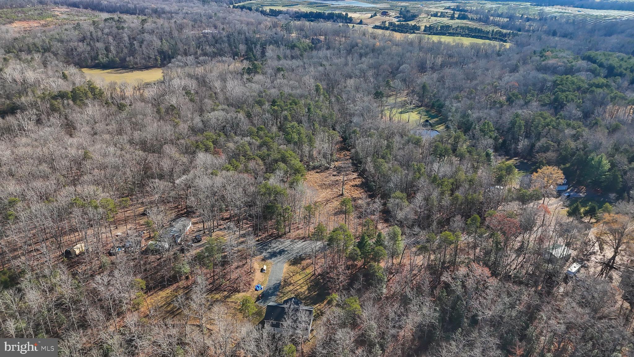 OAKWOOD LAKE ESTATES - Land