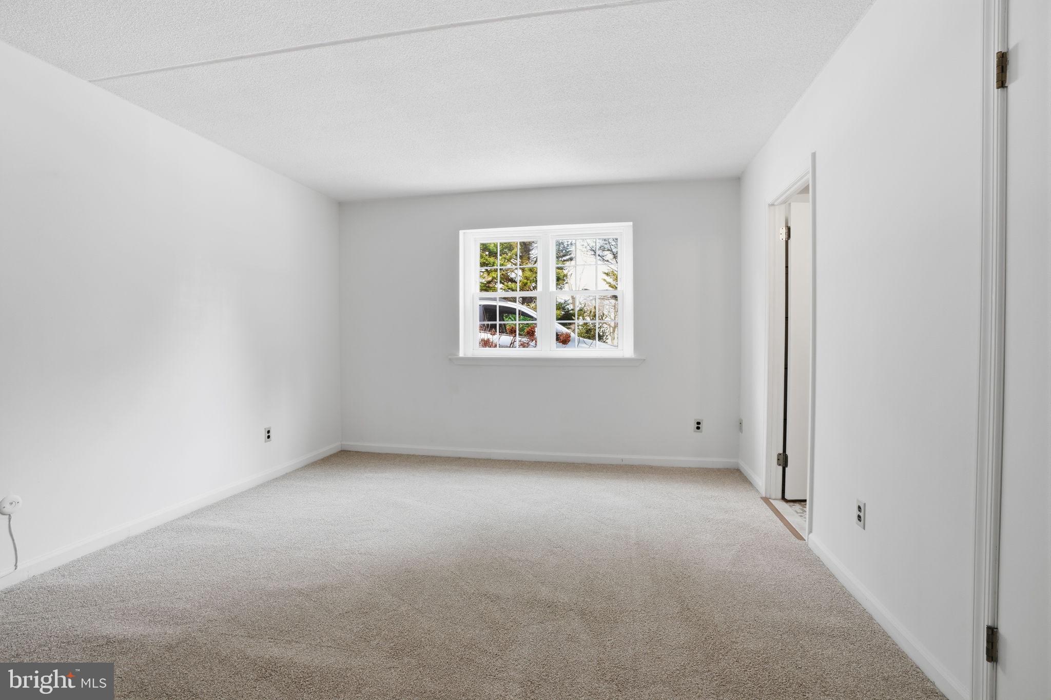 IVYSIDE - Residential