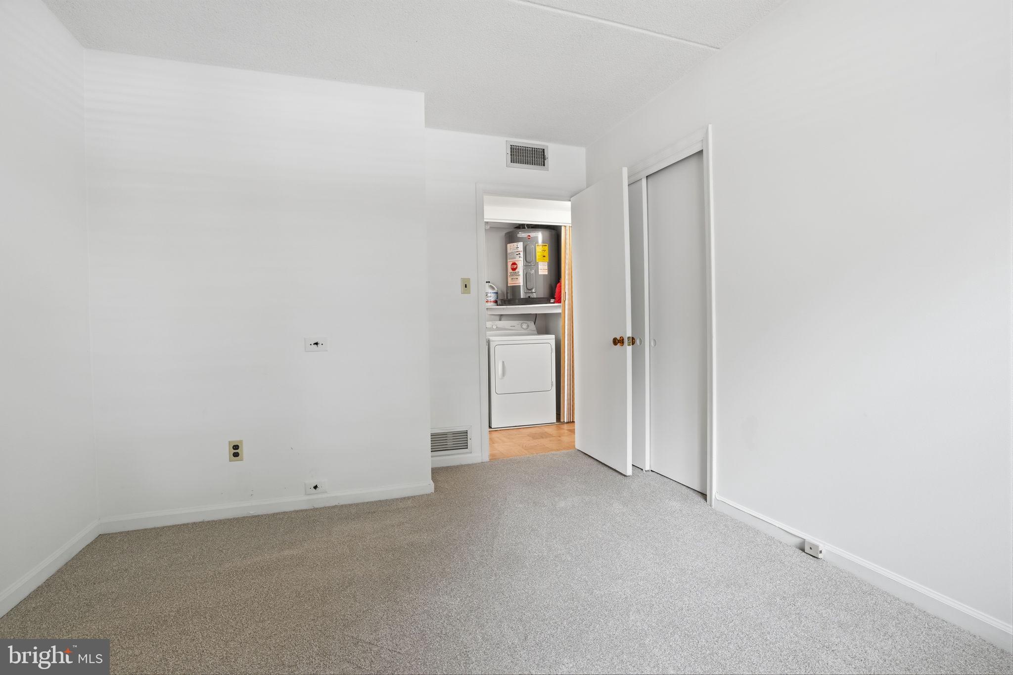 IVYSIDE - Residential