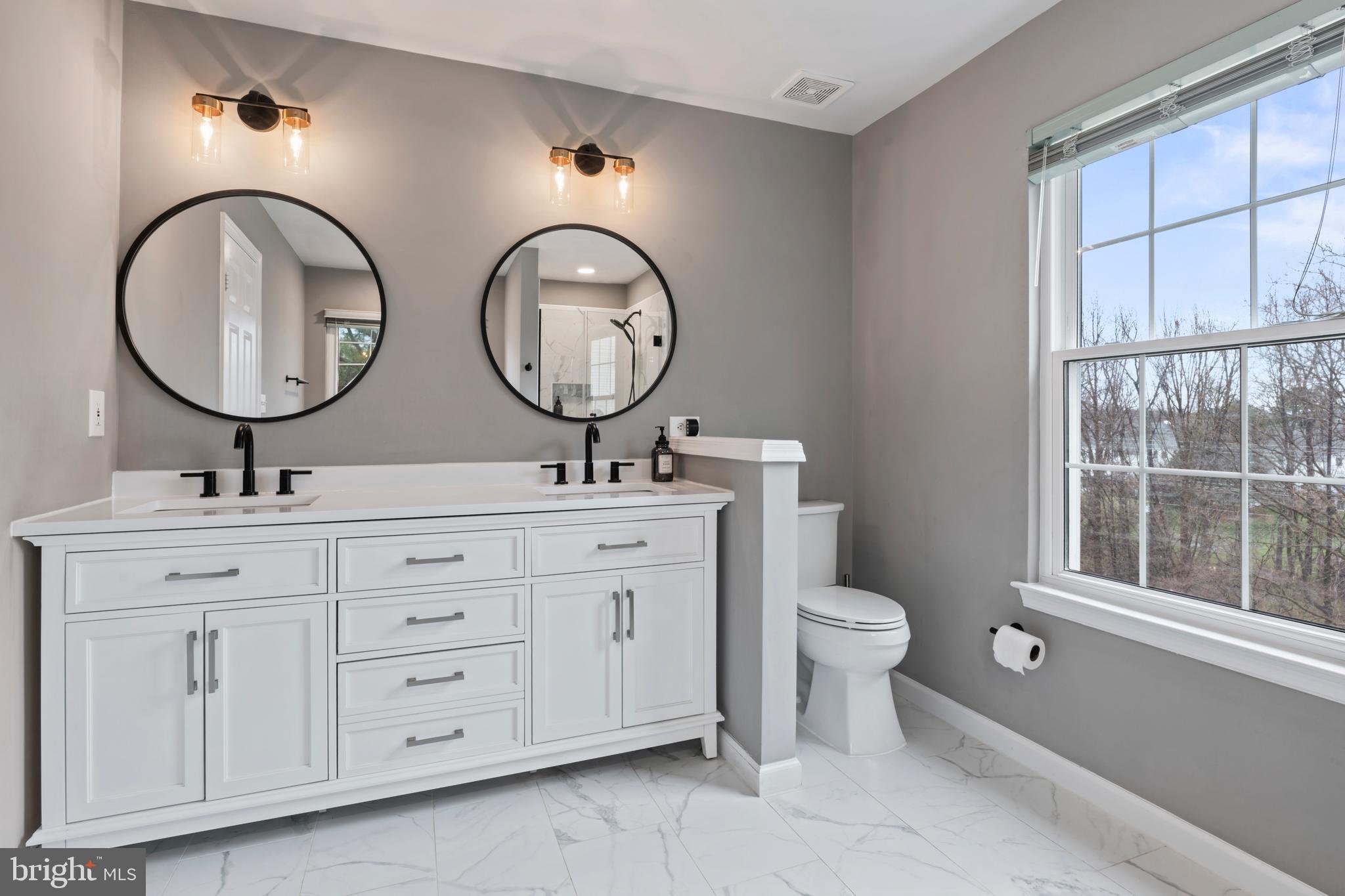 CENTRE RIDGE - Residential