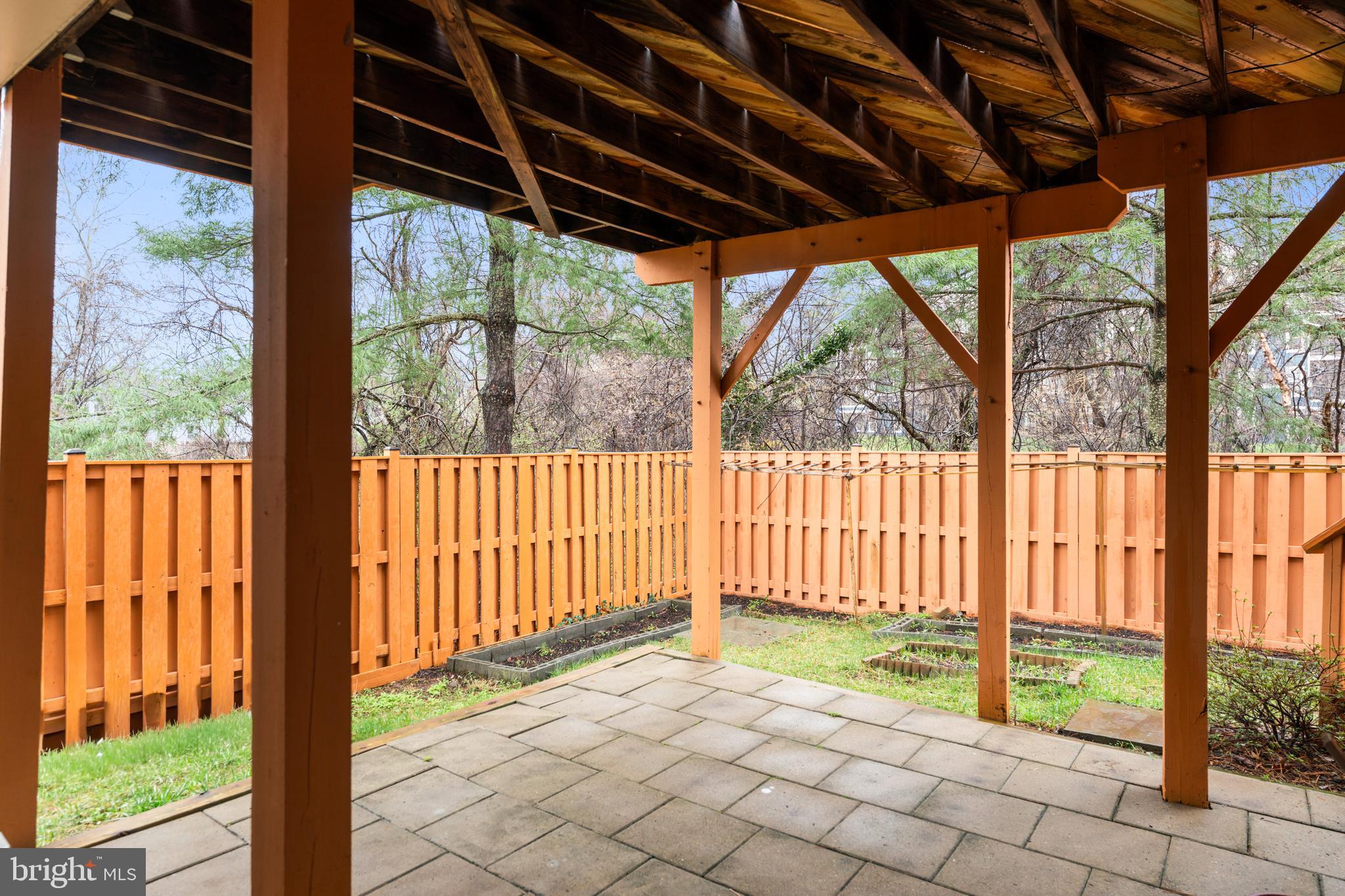 CENTRE RIDGE - Residential