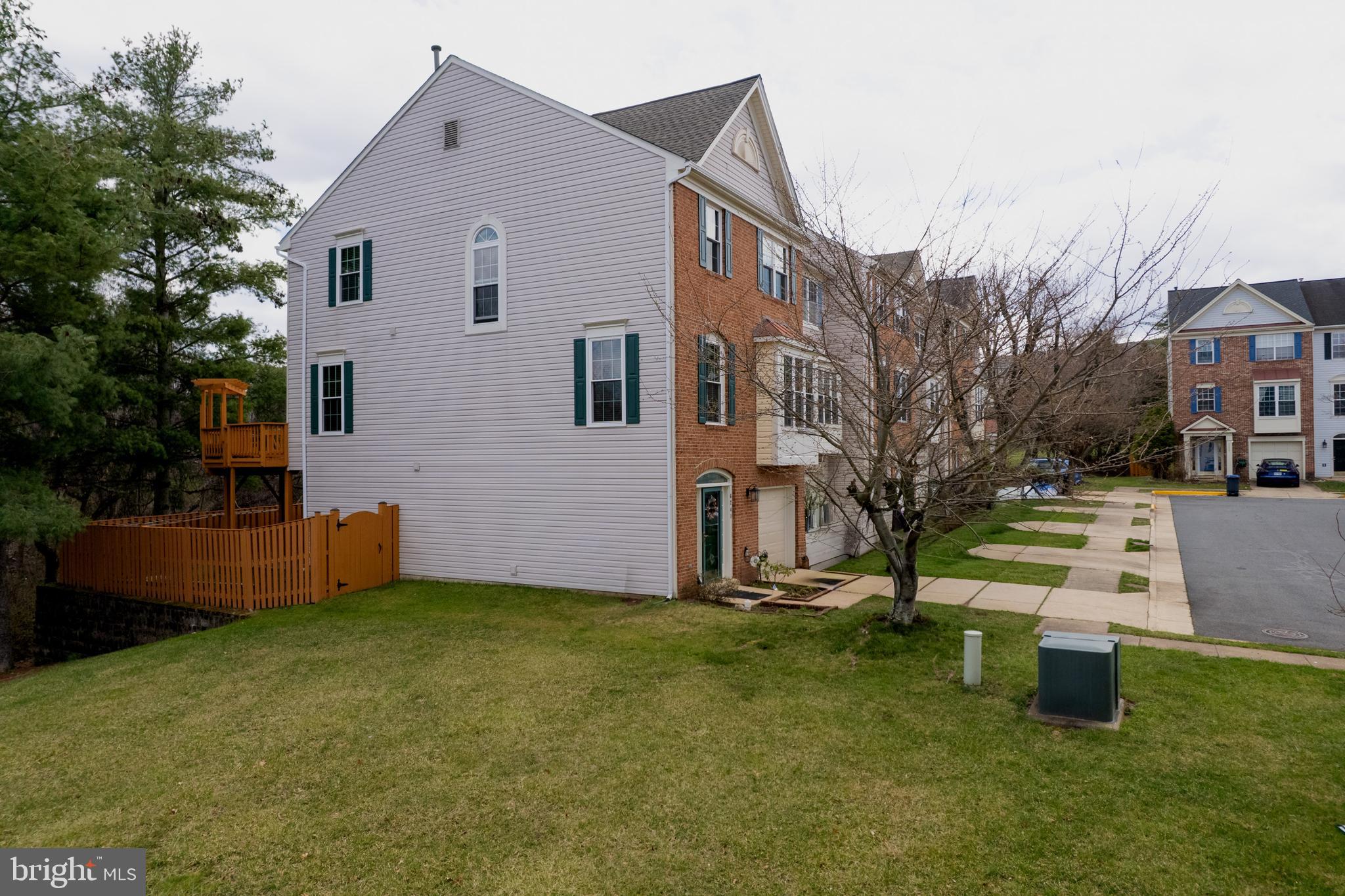 CENTRE RIDGE - Residential